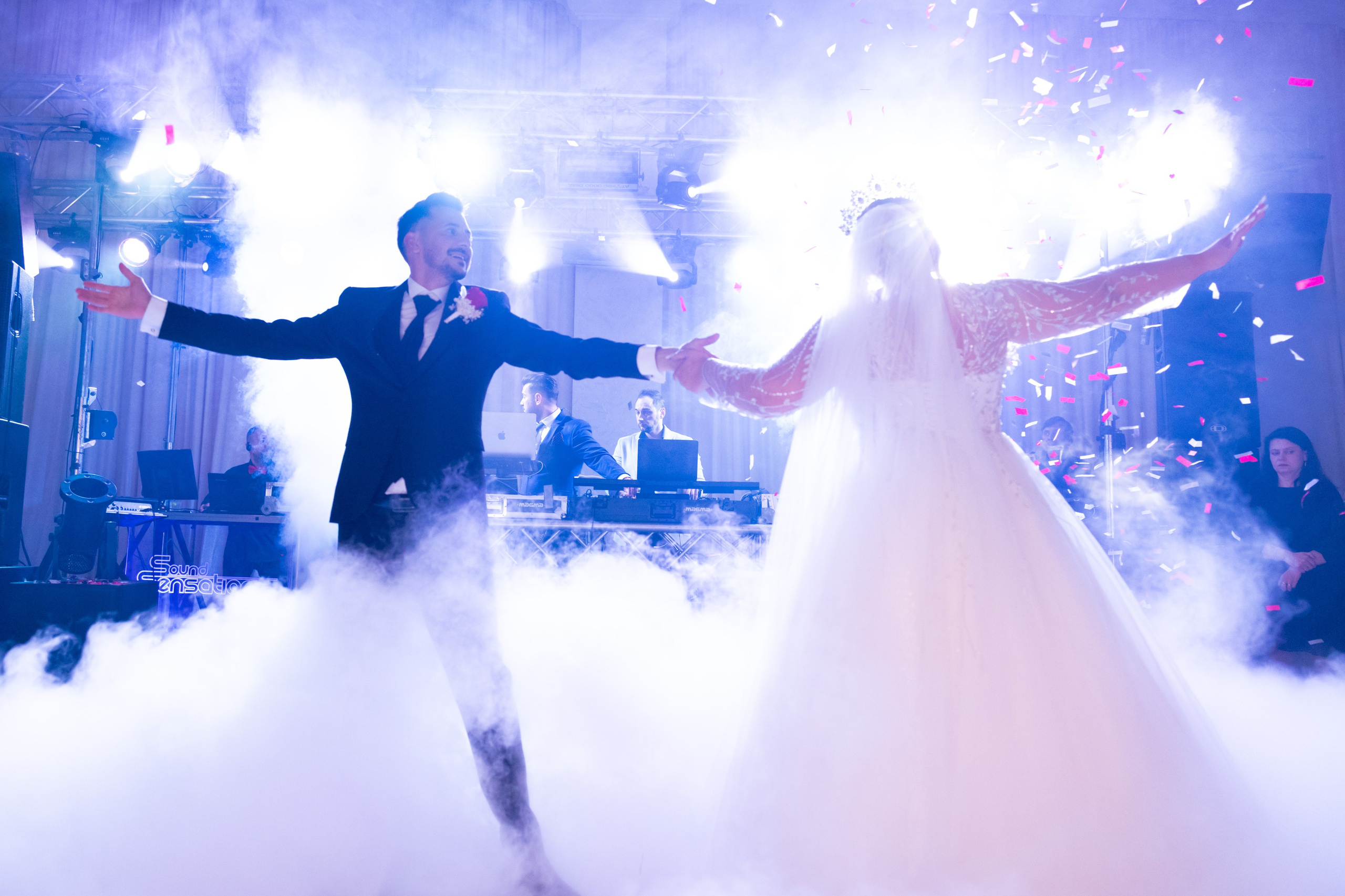 Portofoliu. Fotograf de nunta — Ionut Belea dar si evenimente corporate din Romania