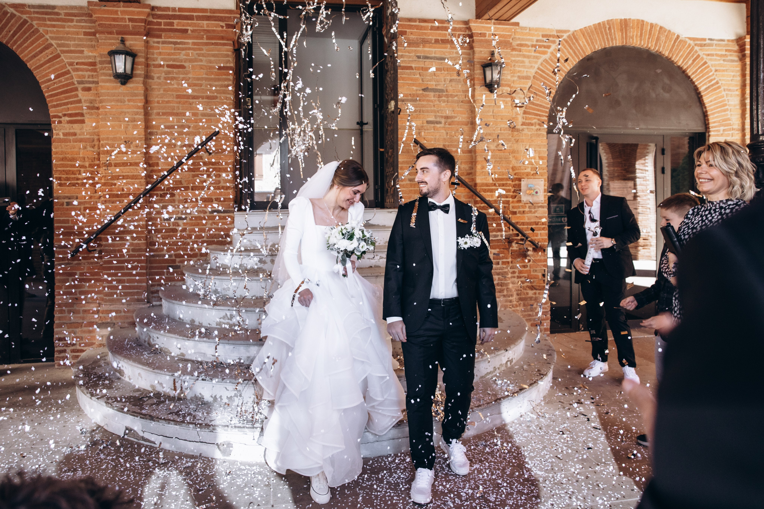 Wedding session in Domaine du T. Eugenie Smirnova — wedding, corporate and lifestyle photographer in Toulouse and Southwest France