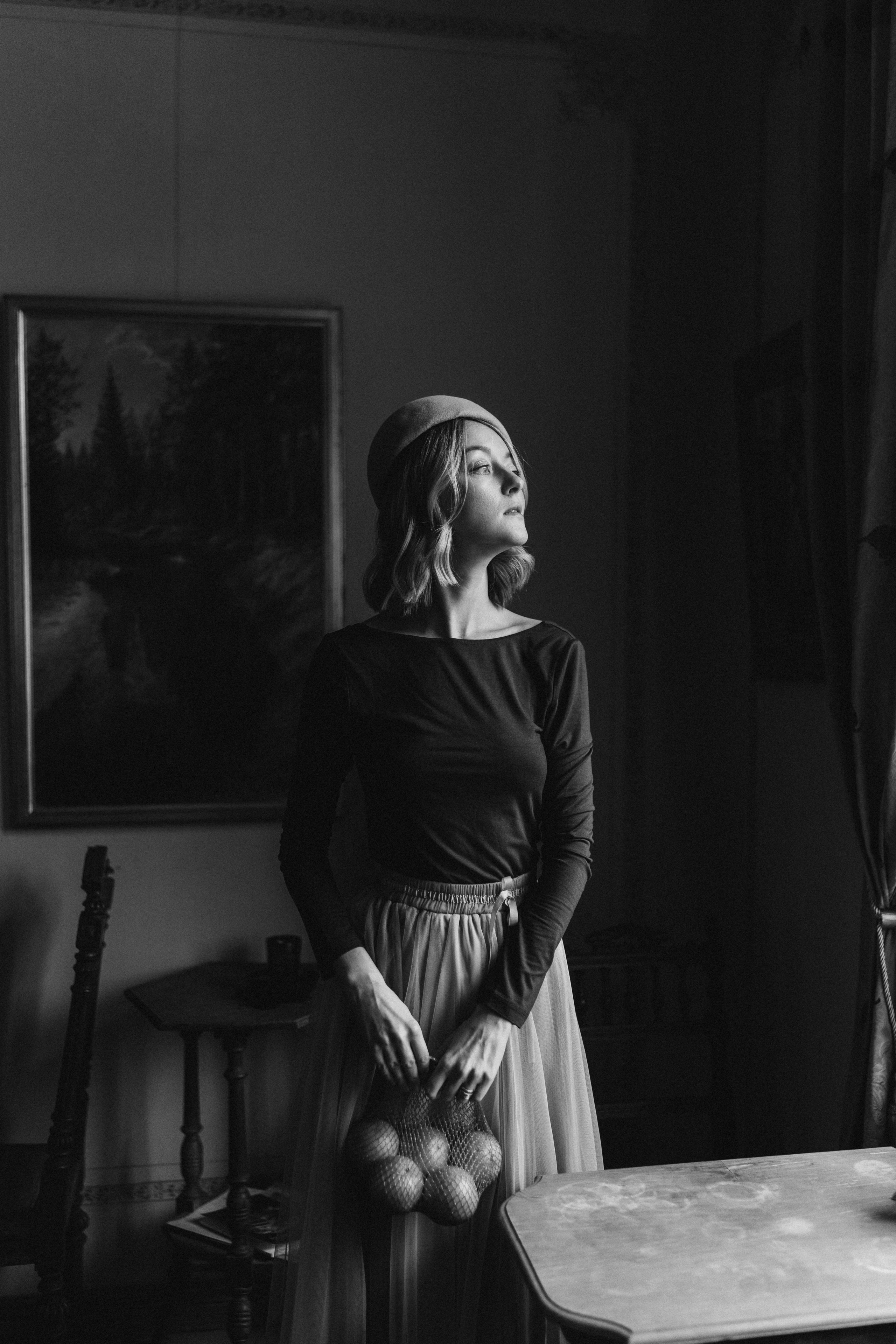 Woman phoshoot. Wedding and portrait photographer in Helsinki Vickan O