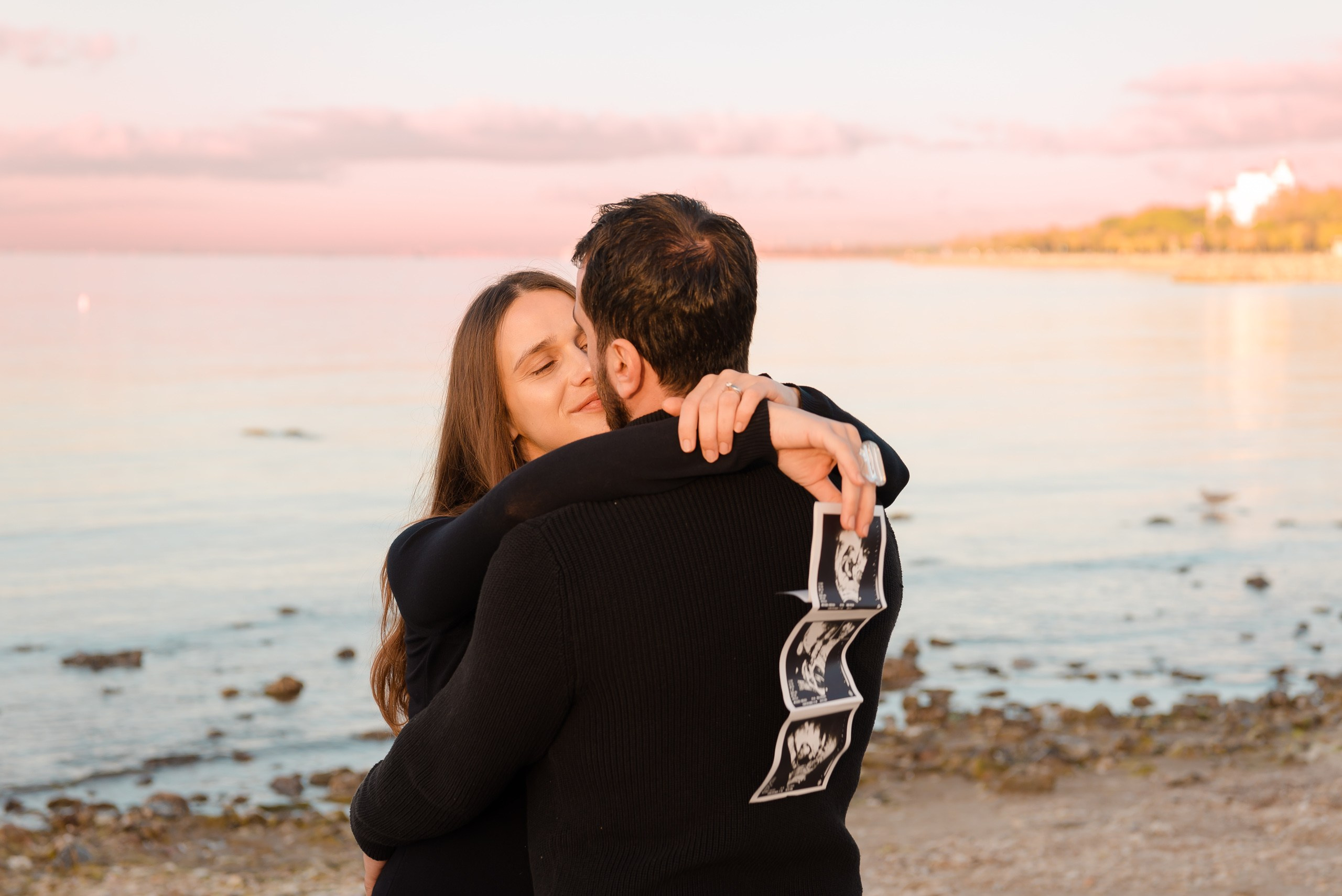 Luxury pregnancy photo shoot in Istanbul. MARIA VALUEVA Photographer in Nice, Cannes, Monaco, France, Europe, Istanbul, Turkey