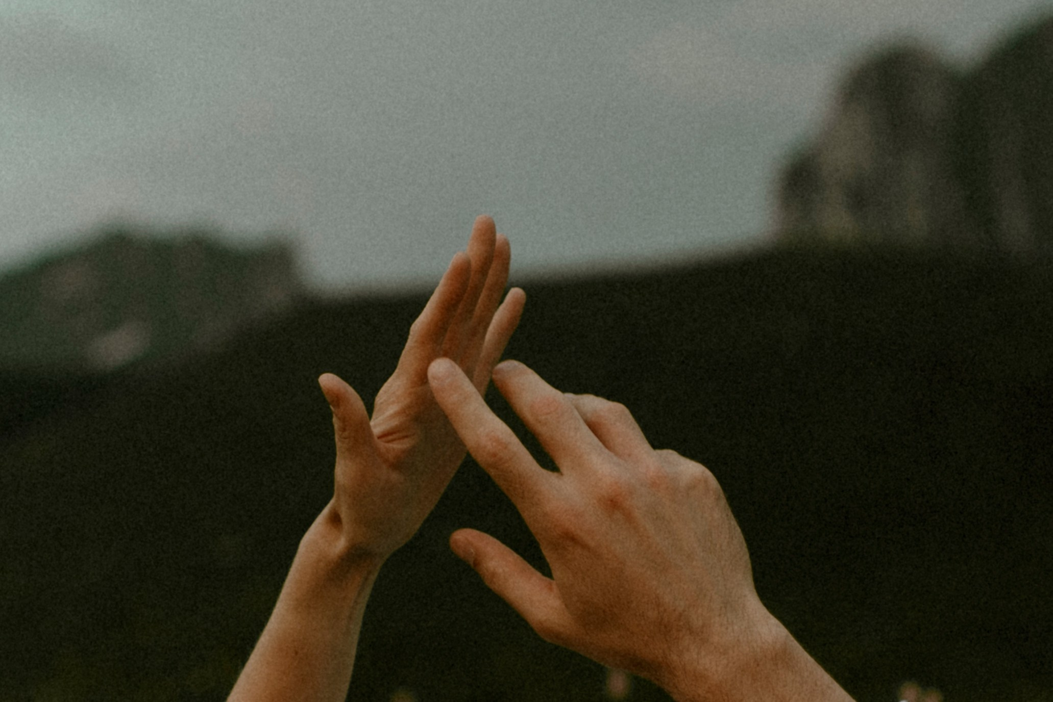 Polina Sobol — family & documentary photographer in Bern. Outdoor & urban photo sessions for families, kids and couples