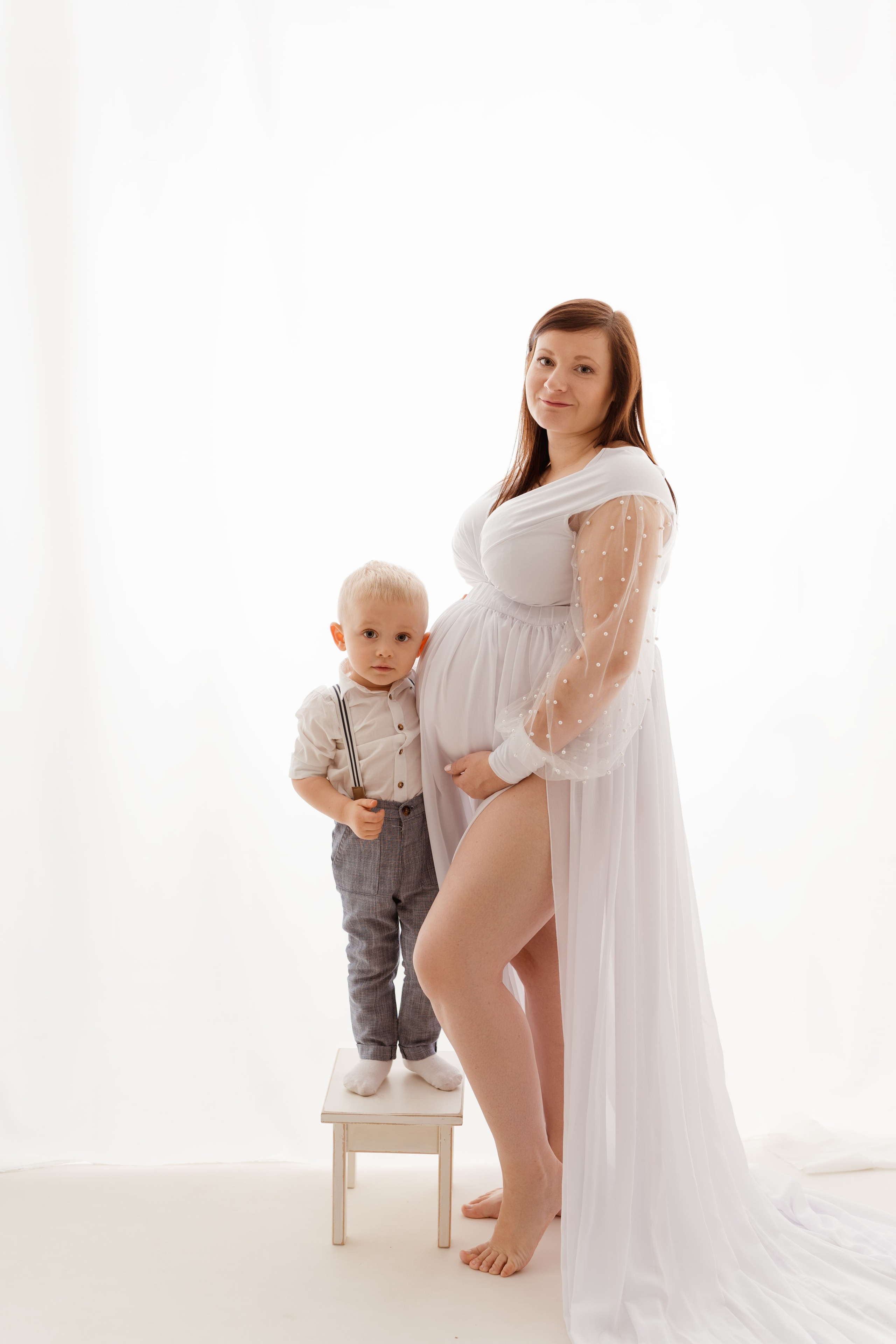 Sesja rodzinno-ciążowa. Fotograf Łódź - sesja ciążowa, noworodkowa, dziecięca. Studio w Łodzi