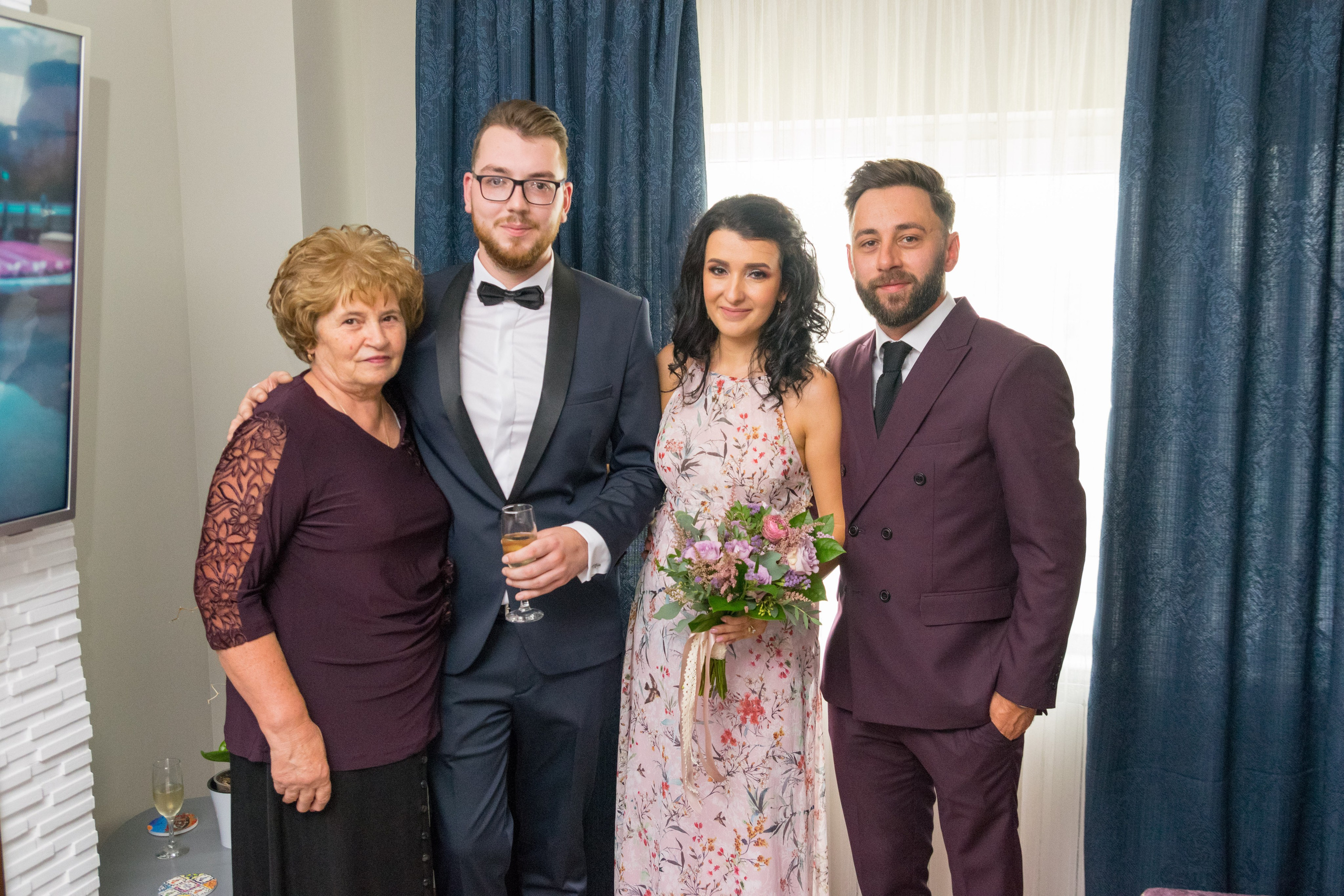 Wedding photographer, Bucharest wedding photographer, photo offer 2024, wedding photo offer, special wedding photographer, wedding photo services, wedding photo-video, Wedding Photo & Video Team - Videographer Bucharest, Team: wedding photographer & videographer, wedding photographer offer , free dates, portrait photographer, bride, wedding dress, jewelry photographer