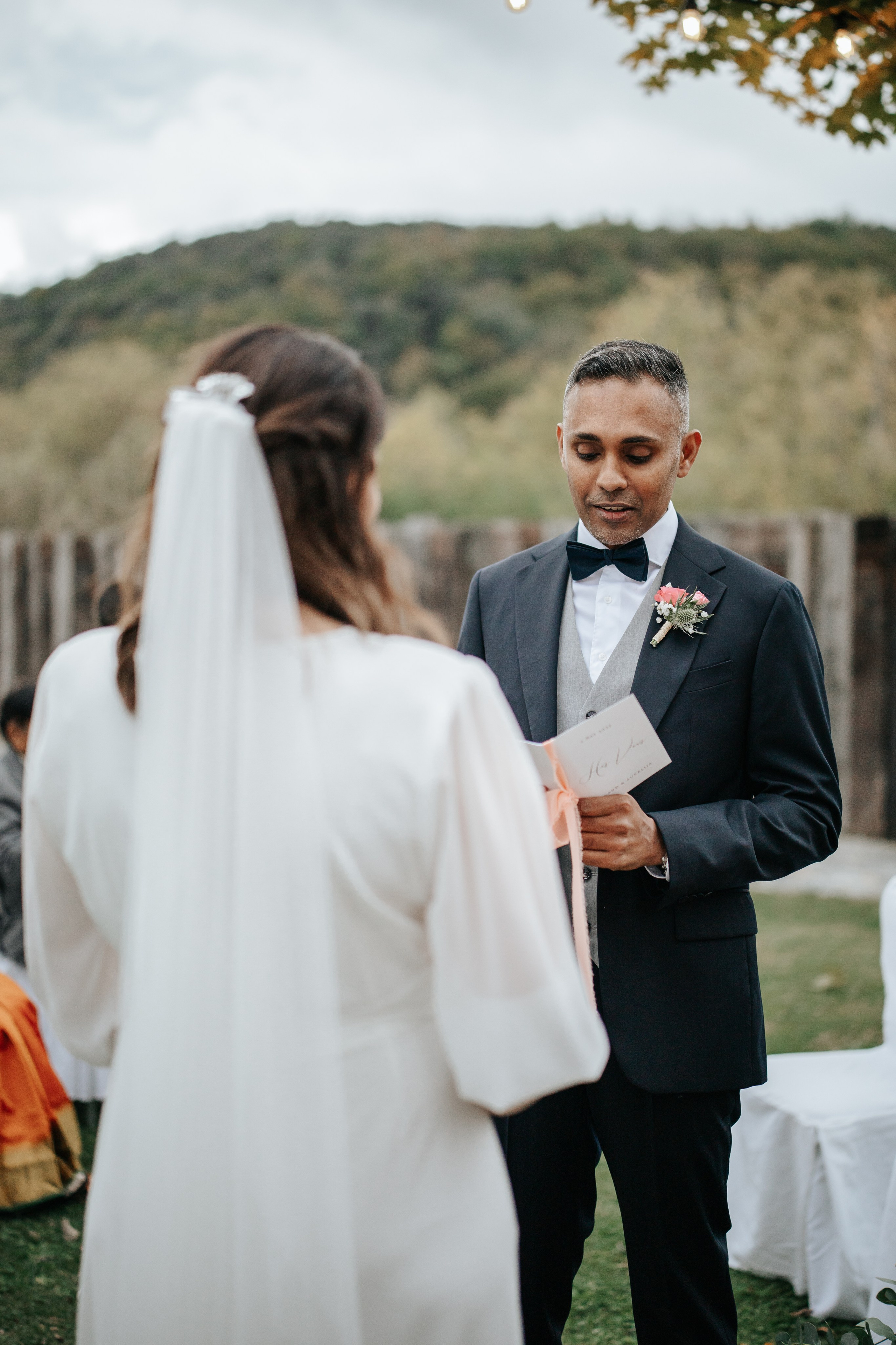 Aurelia+Anand, 02.11.2025, Olot. Fotógrafa de bodas en Cataluña