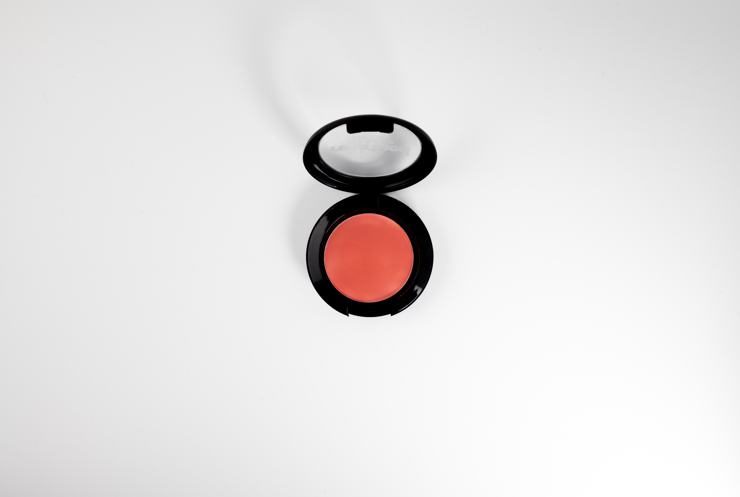 Rebirthed Make-up Brand. Sola SLY | London Photographer and Videographer