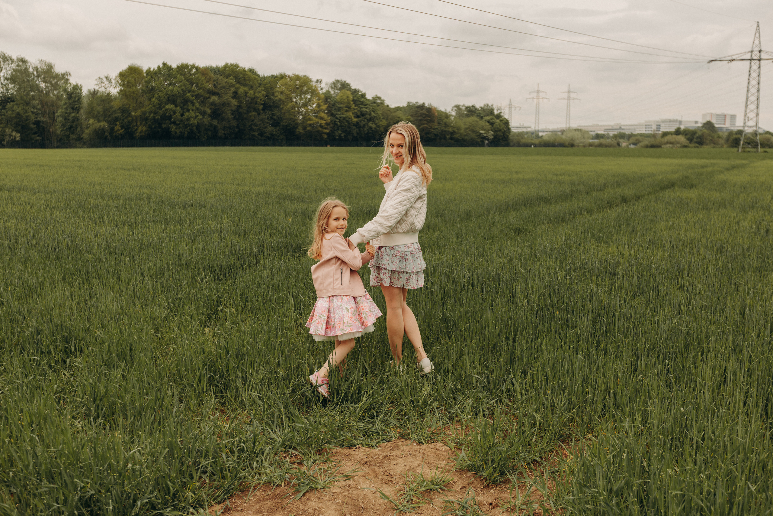 Рапсовое поле. Семейный и свадебный фотограф в Франкфурте на Майне Алина Браун