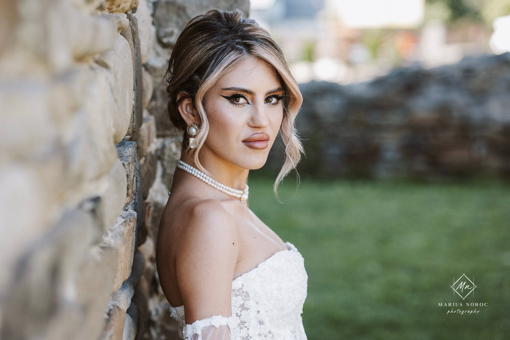 Georgiana & Samuel | Ruinele Catedralei Catolice din Baia