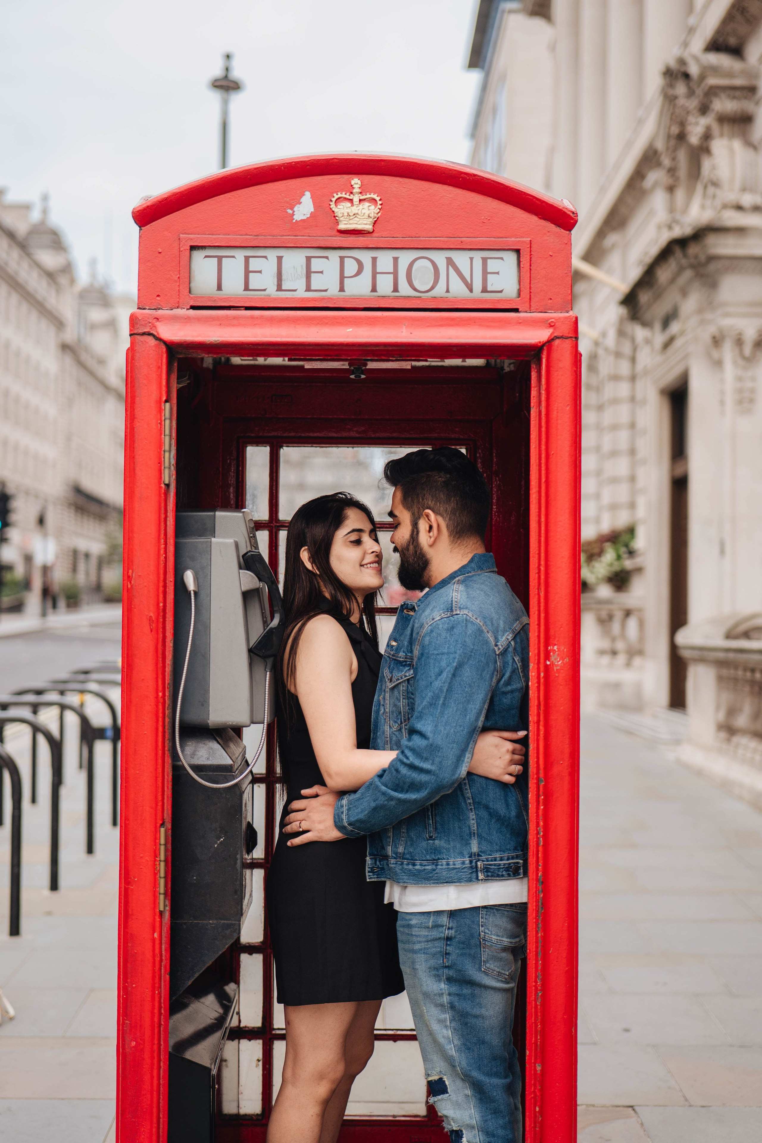 October in London. Wedding and family photographer in London