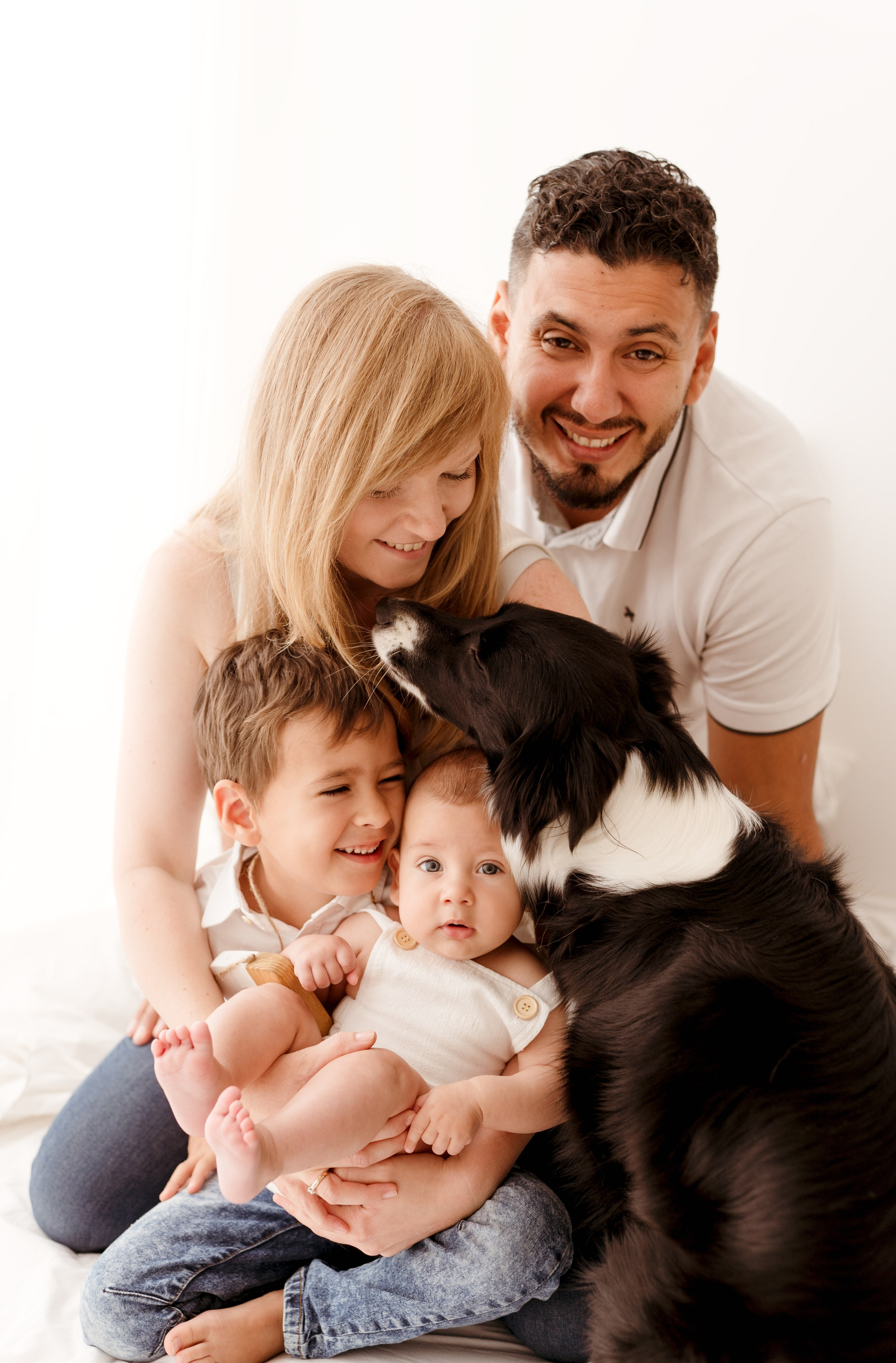 Sesja rodzinna. Fotograf Łódź - sesja ciążowa, noworodkowa, dziecięca. Studio w Łodzi