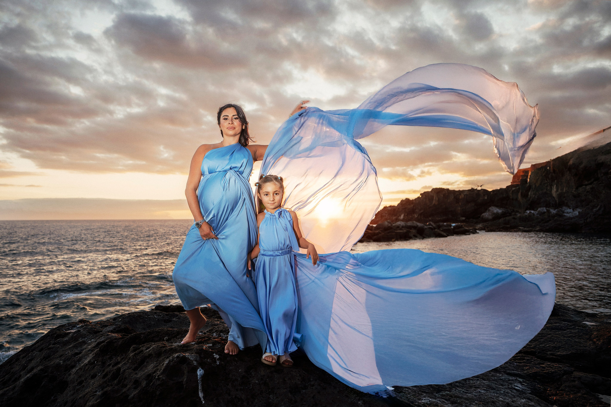 Платье голубое для девочки 20€. Профессиональный фотограф на Тенерифе