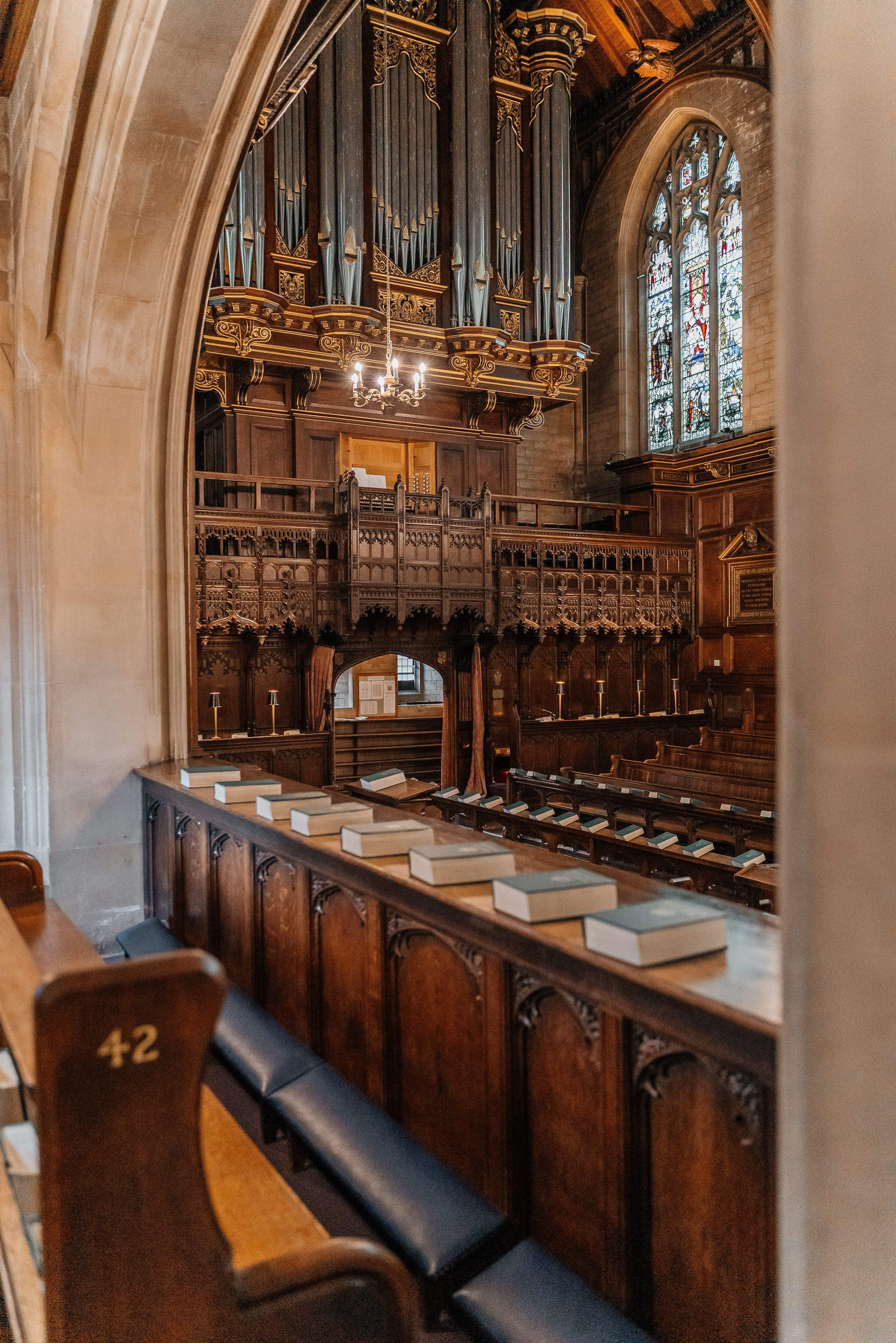Wedding ceremony at The Lower chapel in Eton, Wedding in Eton, wedding photographer in Eton, wedding photographer in Eton