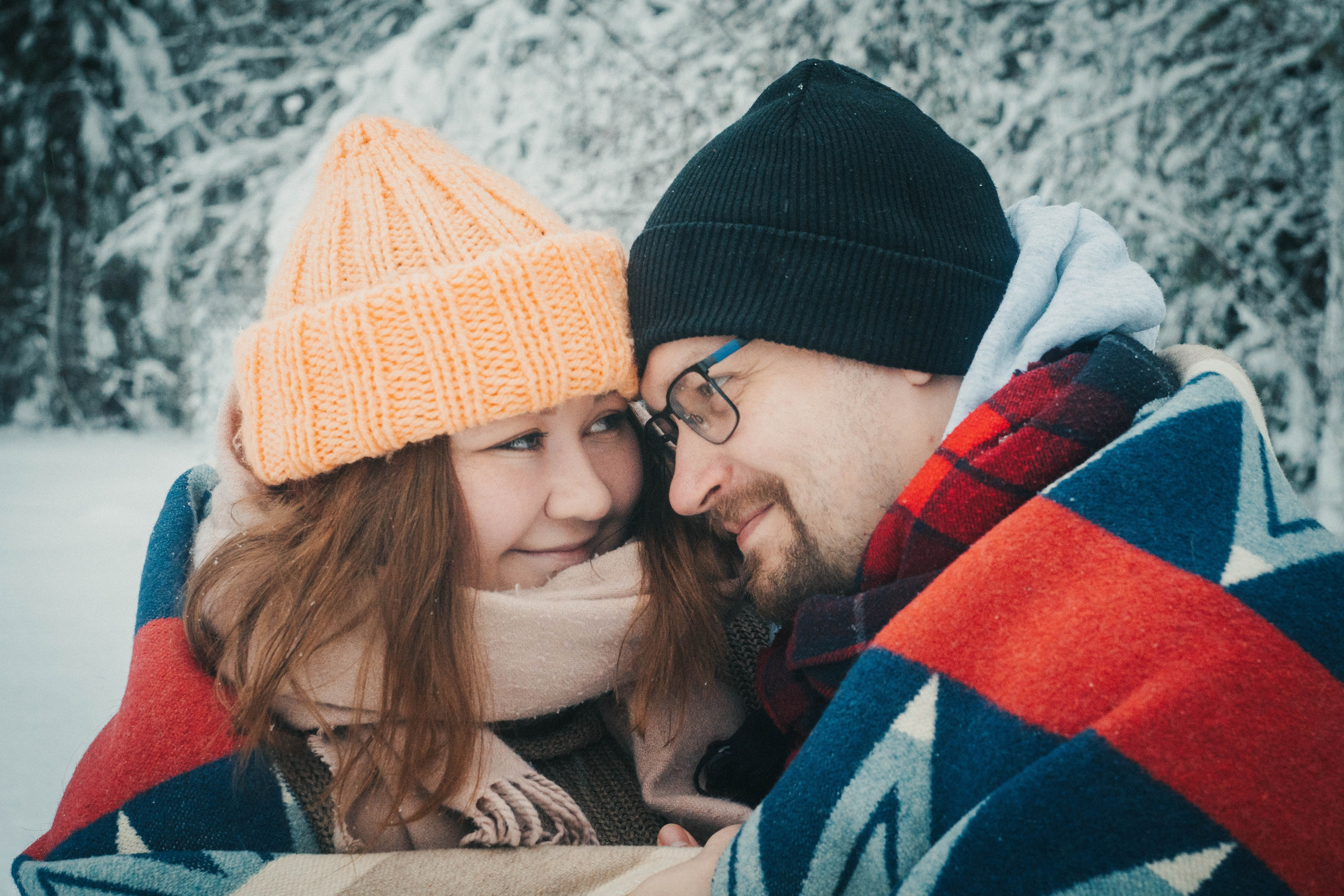 Hääkuvaus Kuopiossa Valmistujaiskuvaus  Ristiäiskuvaus Valokuvaaja. VEKE MEDIA