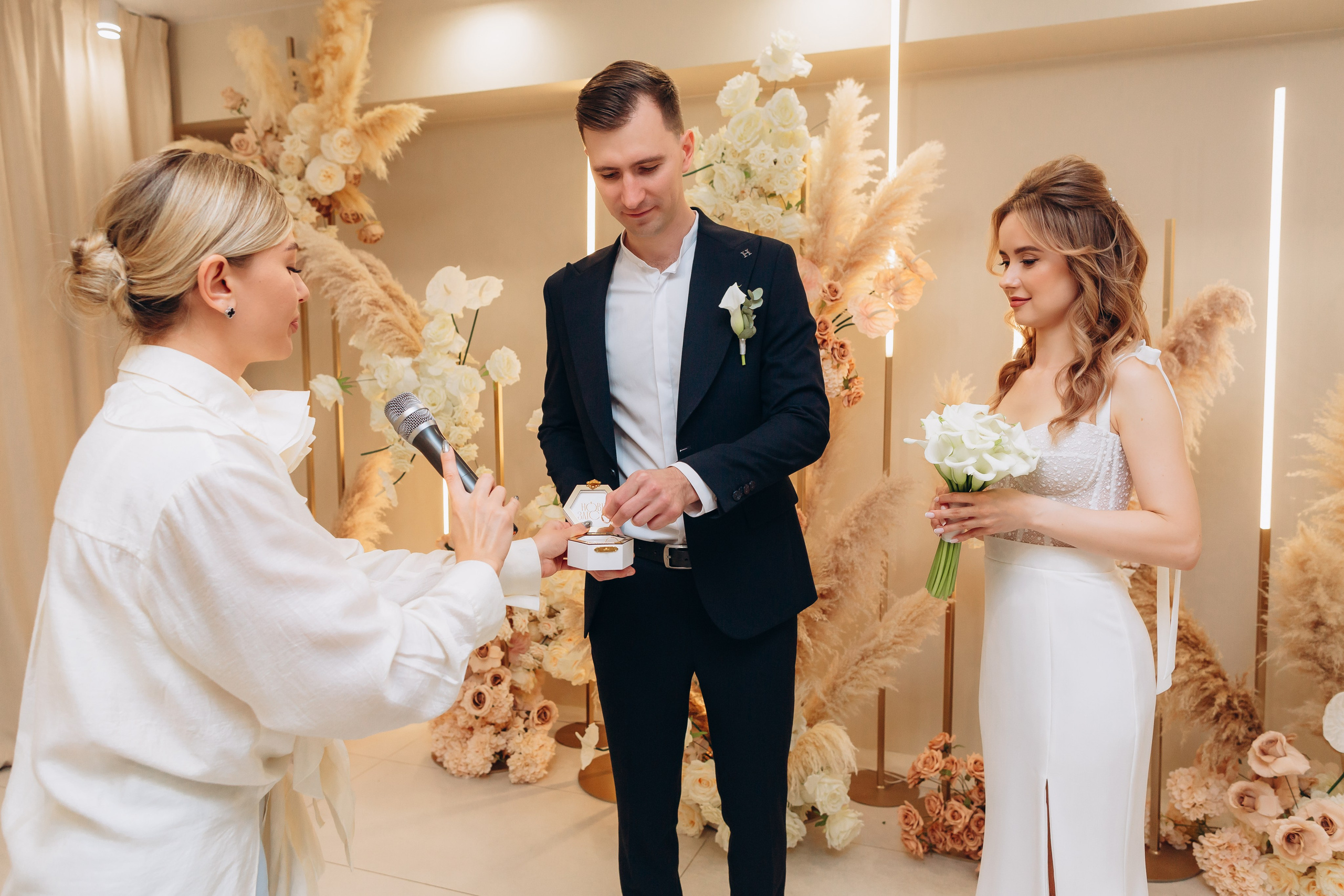 Anastasia & Alex. Wedding and Family Photograph