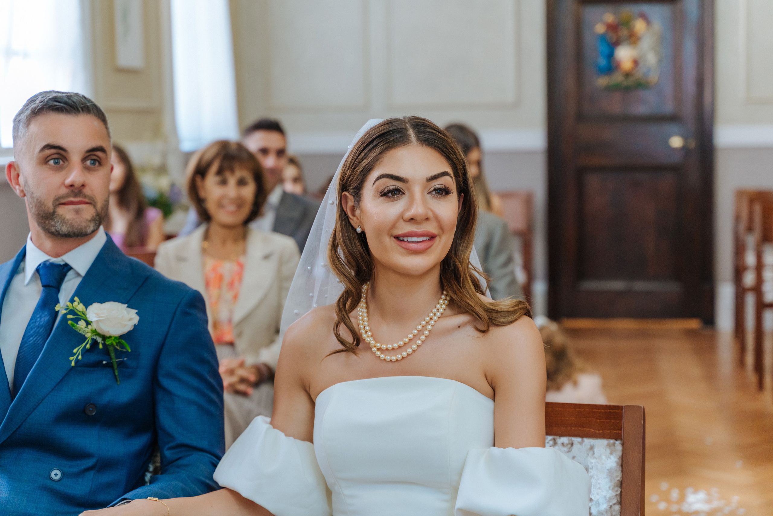 Civil ceremony at Chelsea Old Town Hall,  Wedding in Chelsea, Wedding in London,  wedding photographer in Chelsea, wedding photographer in London, wedding photographer London, documentary wedding photography, stylish wedding photos, creative wedding photographer UK, wedding photographer for international couples, natural wedding photography, London wedding photos, Ekaterina Romanova, Russian speaking wedding photographer, быстрый фотограф на свадьбу Лондон, креативный свадебный фотограф, свадебный фотограф Великобритания