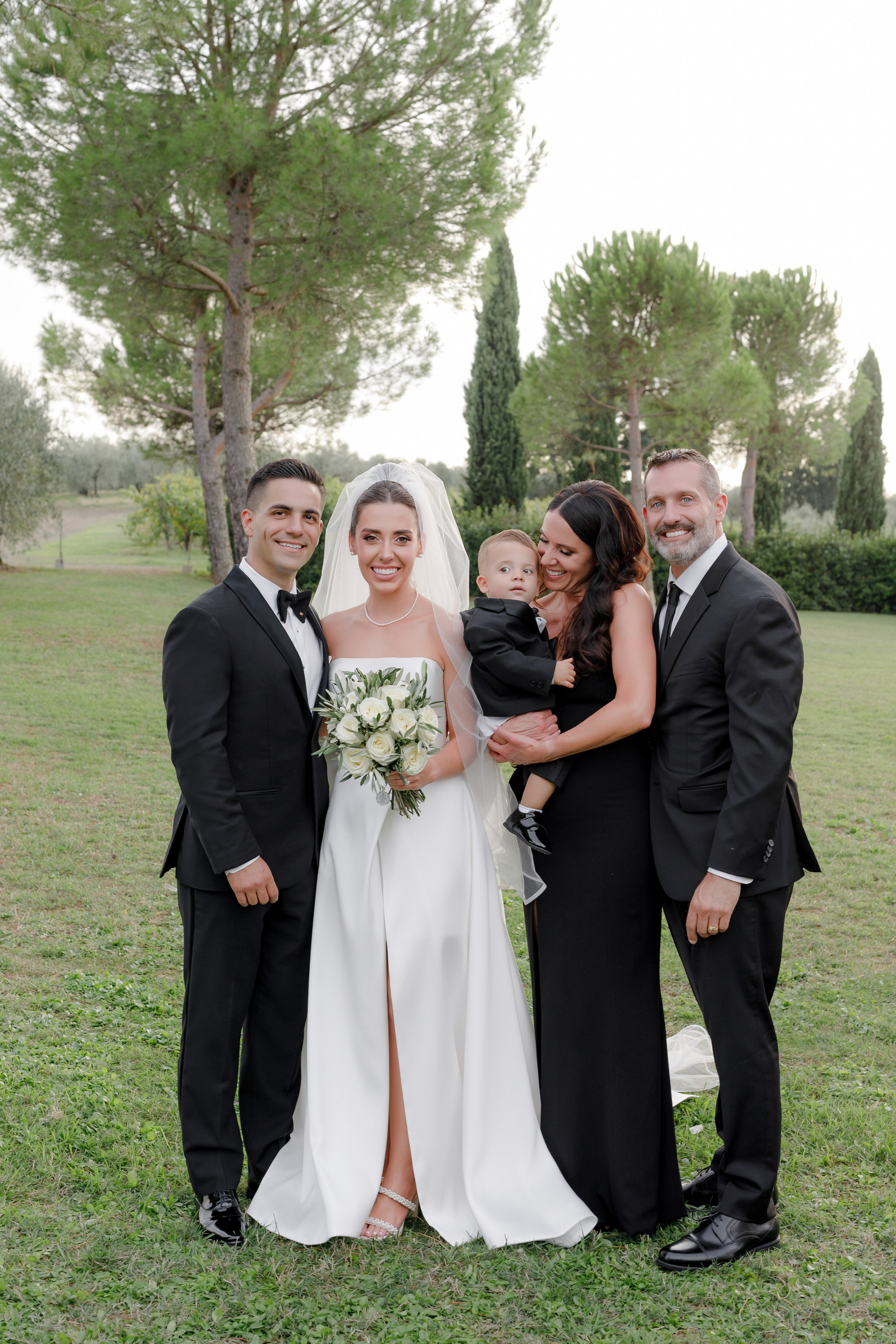 Dom&Ally. Wedding photographer Italy