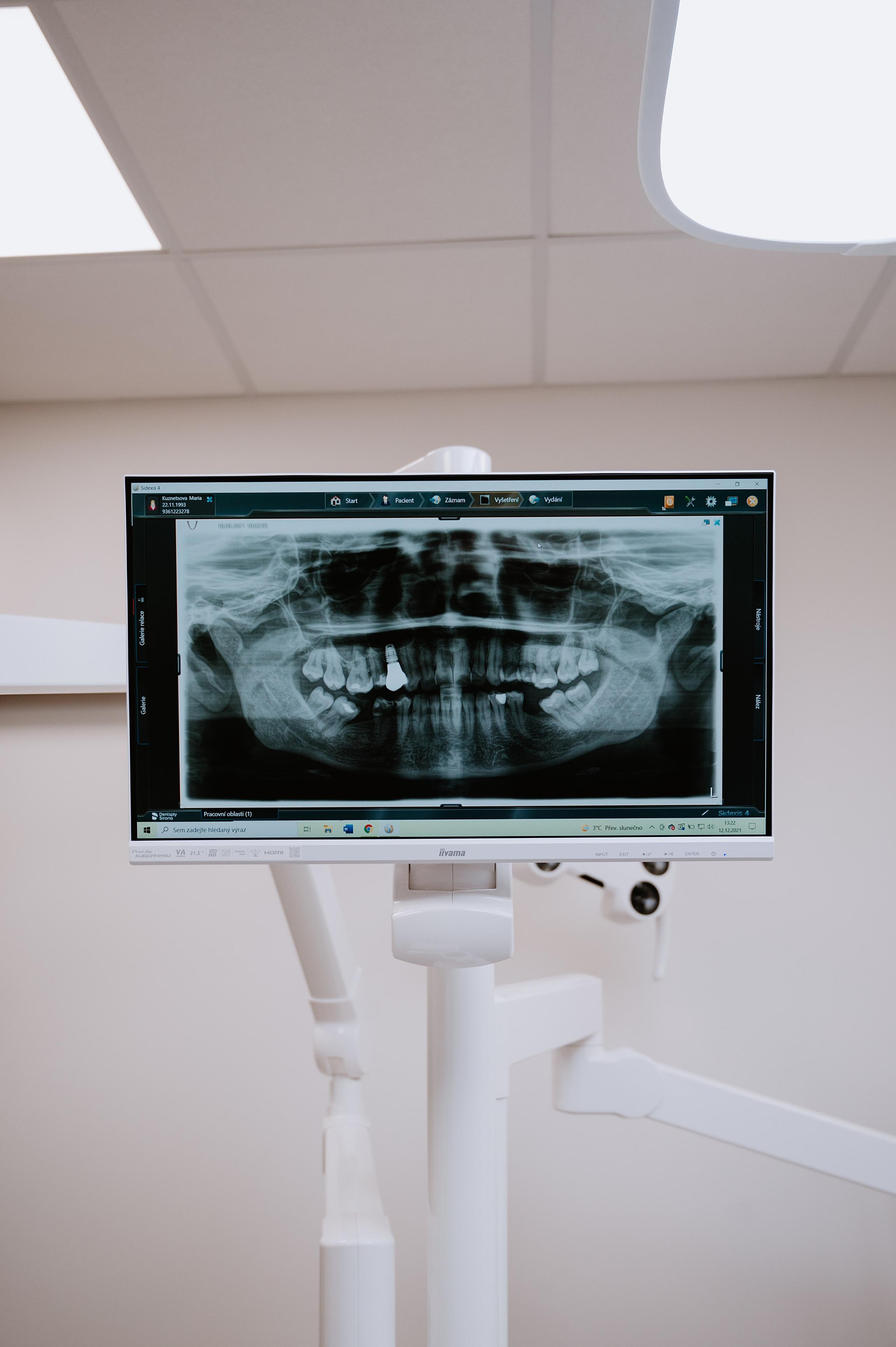 EDClinic dentistry in Prague. ANNA-MARIA PHOTO CONTENT CREATOR — фотограф, естет, художник і візуальний експерт Instagram у Празі