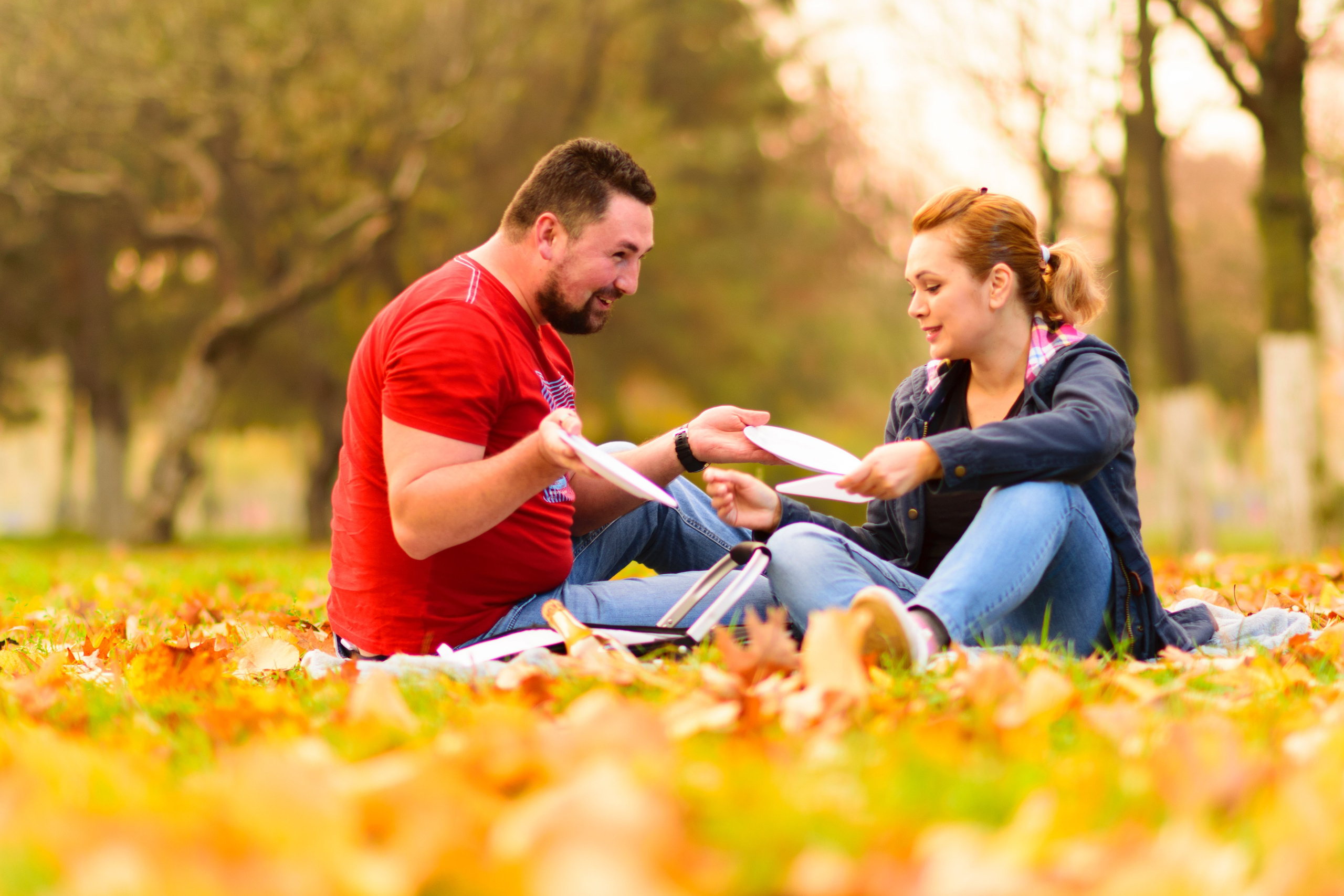 Sedinta foto de familie, sedinta foto acasa, sedinta foto parc, sedinta foto parc IOR, sedinta foto parc Titan, album de familie, fotografie de familie, amintiri de familie, sedinta foto relaxata, fotografii in parc, fotografie de cuplu, sedinta foto profesionala, fotograf profesionist Bucuresti