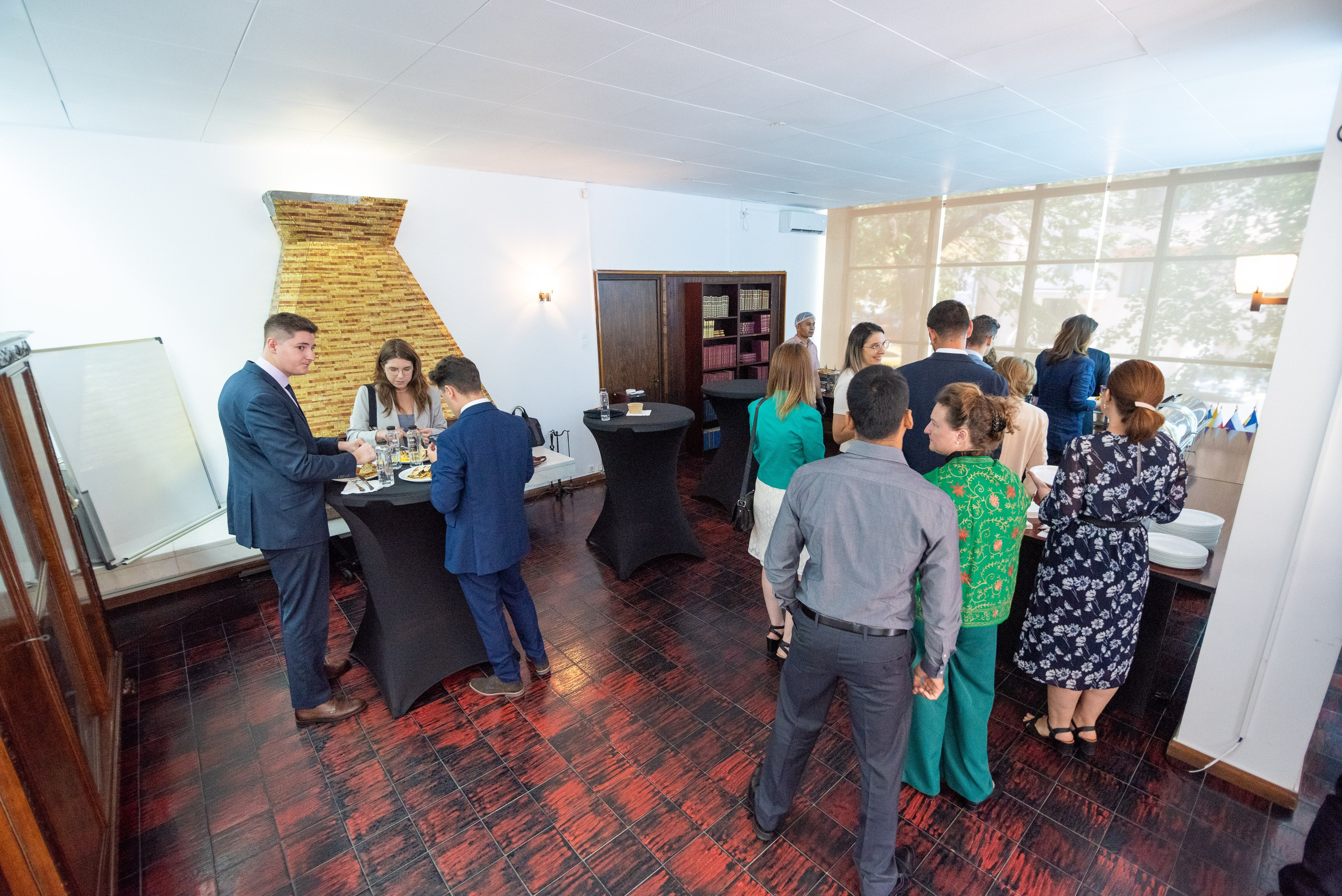 Corporate photographer, business photo session, corporate photographer price, Professional Services for Business Events, Business portraits, photos for events organized by companies, product photography, Bucharest business photos, Bucharest professional photos, Professional portrait photos, Bucharest corporate photographer, E Photography -commerce, corporate photographer price, corporate photography for web or magazine profile, commercial products, embassy photographer, embassy events