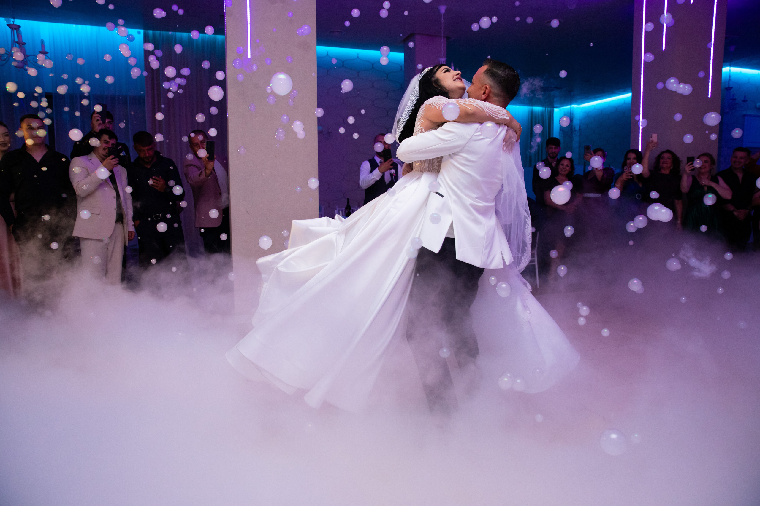 Portofoliu. Fotograf de nunta — Ionut Belea dar si evenimente corporate din Romania