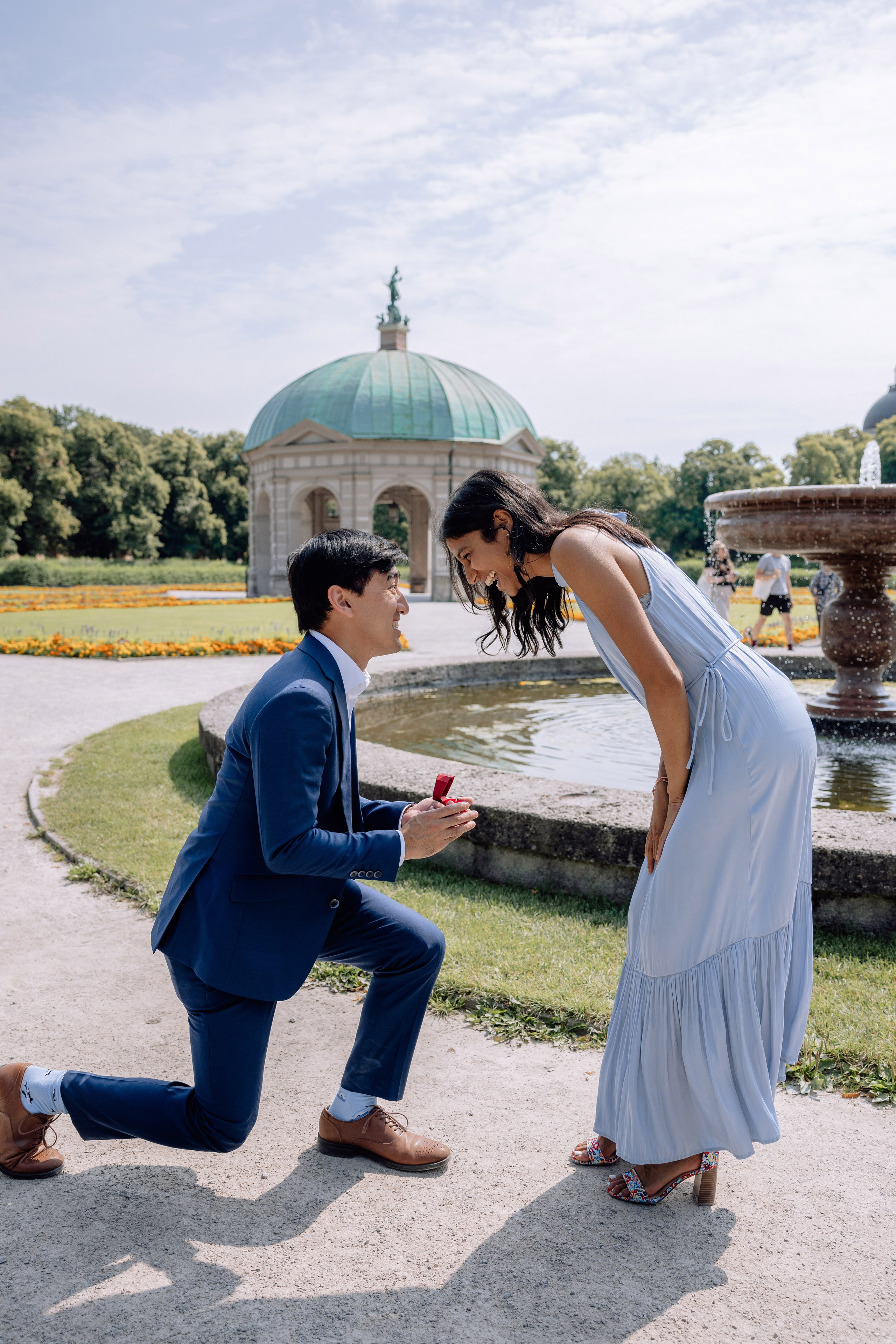 Verlobung Engagement. Hochzeitsfotograf München Taufe Familienfotograf Tanja Mauke