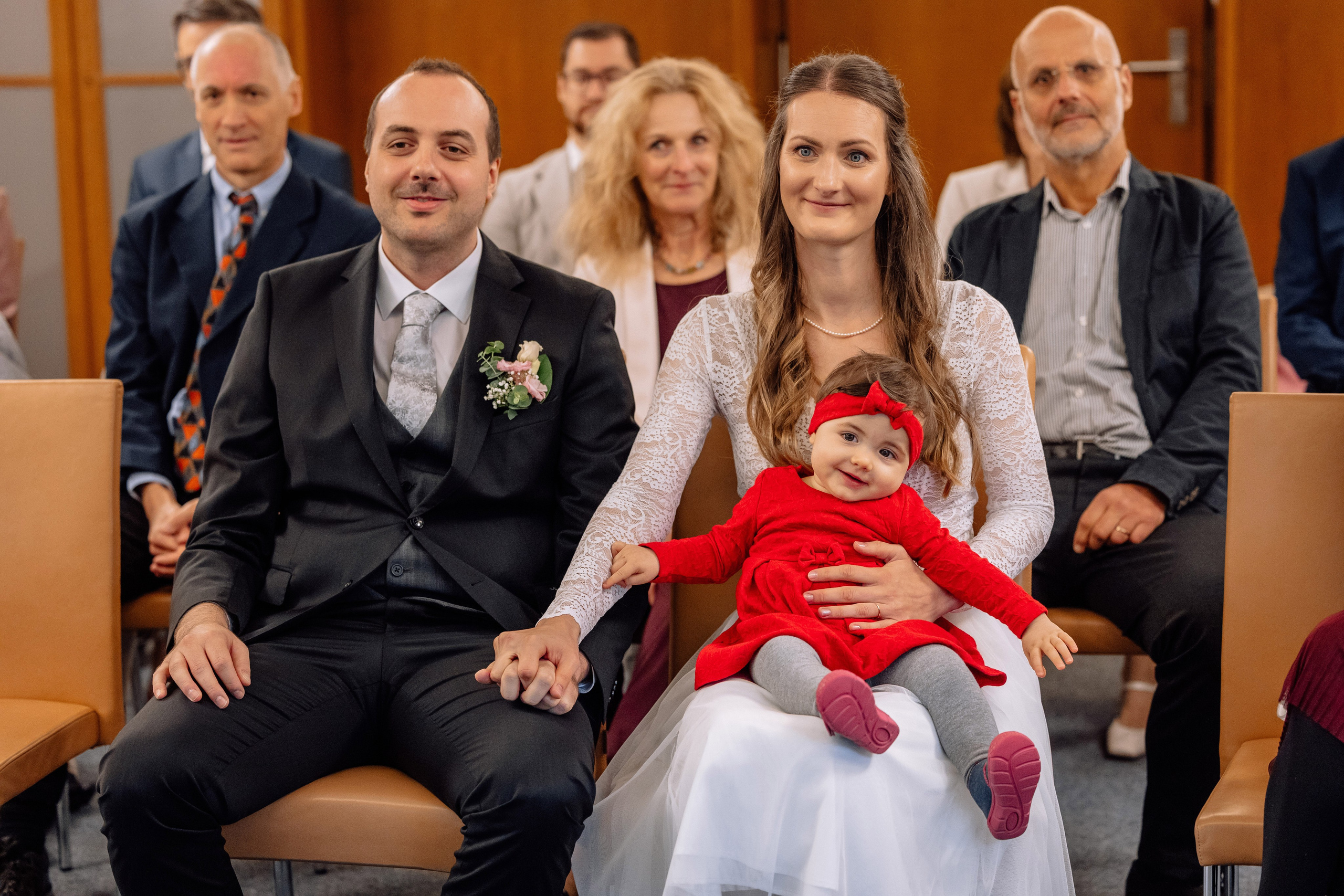 Zeitlose Hochzeit im Standesamt Mandlstraße | München Schwabing. Hochzeitsfotograf München Taufe Familienfotograf Tanja Mauke