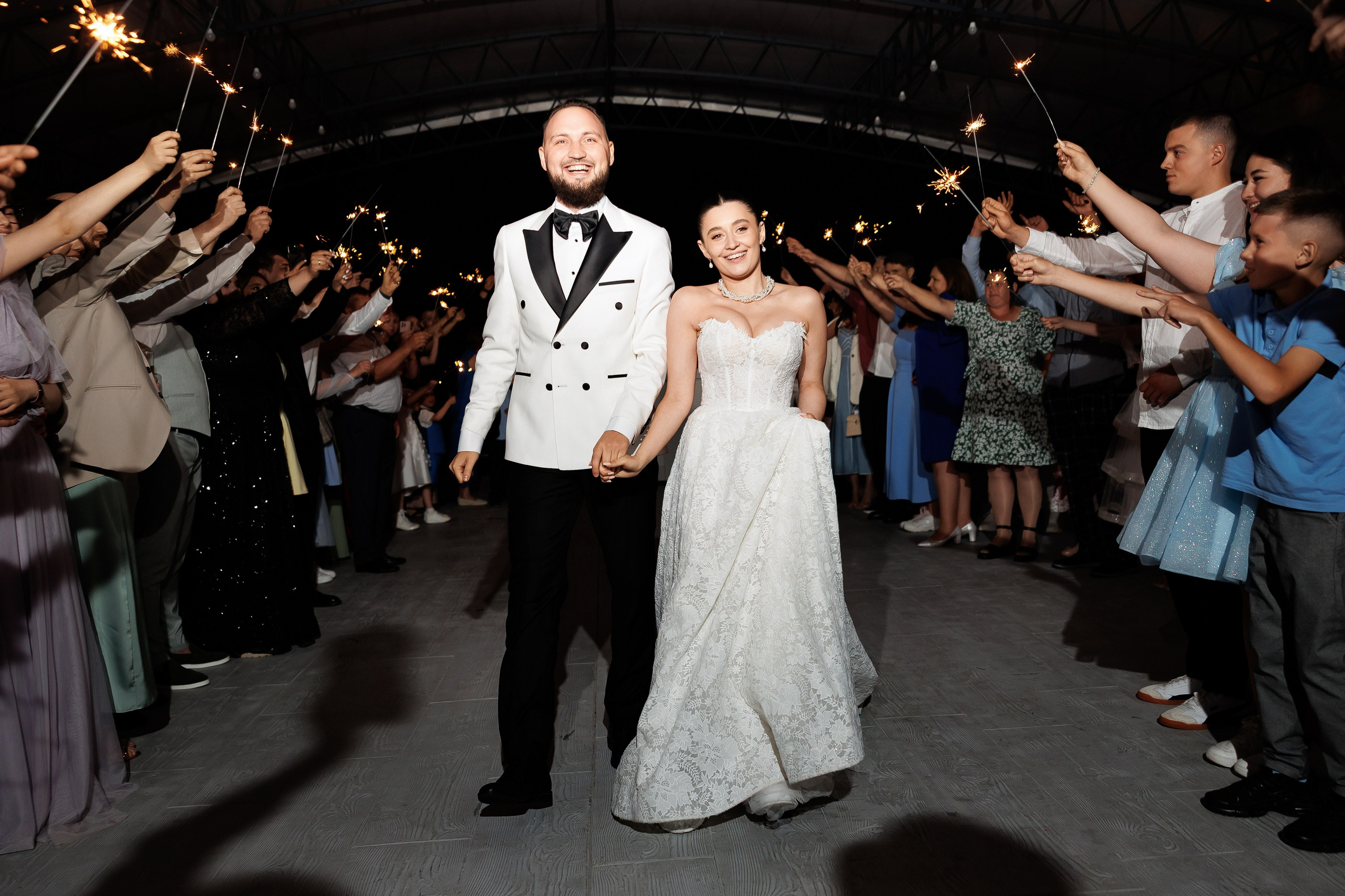 Florin & Corina — Complexul Turistic Costesti — Wedding Day. Servicii Foto și Video 067188353