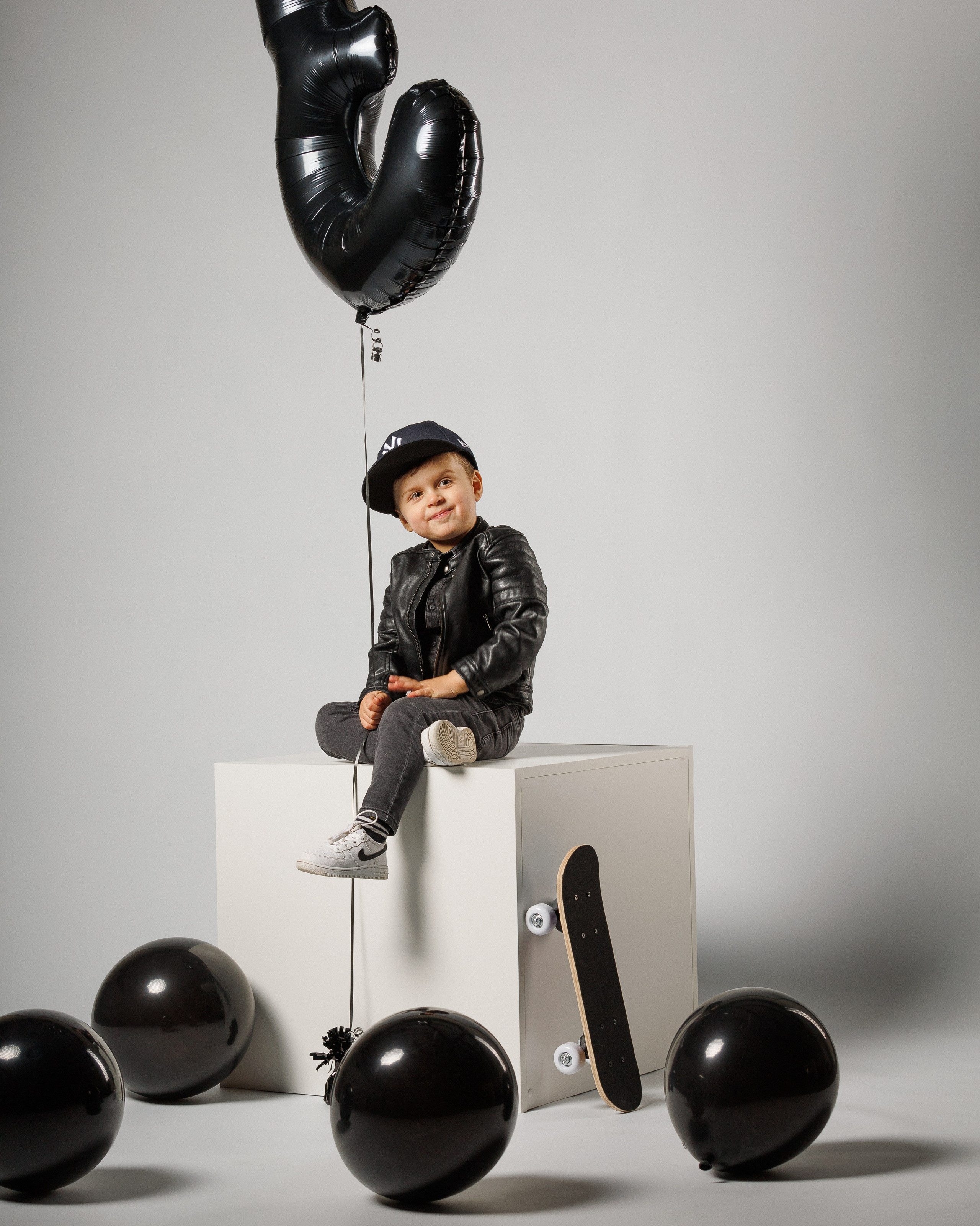 ValStudio. Https://valphoto.wfolio.pro/