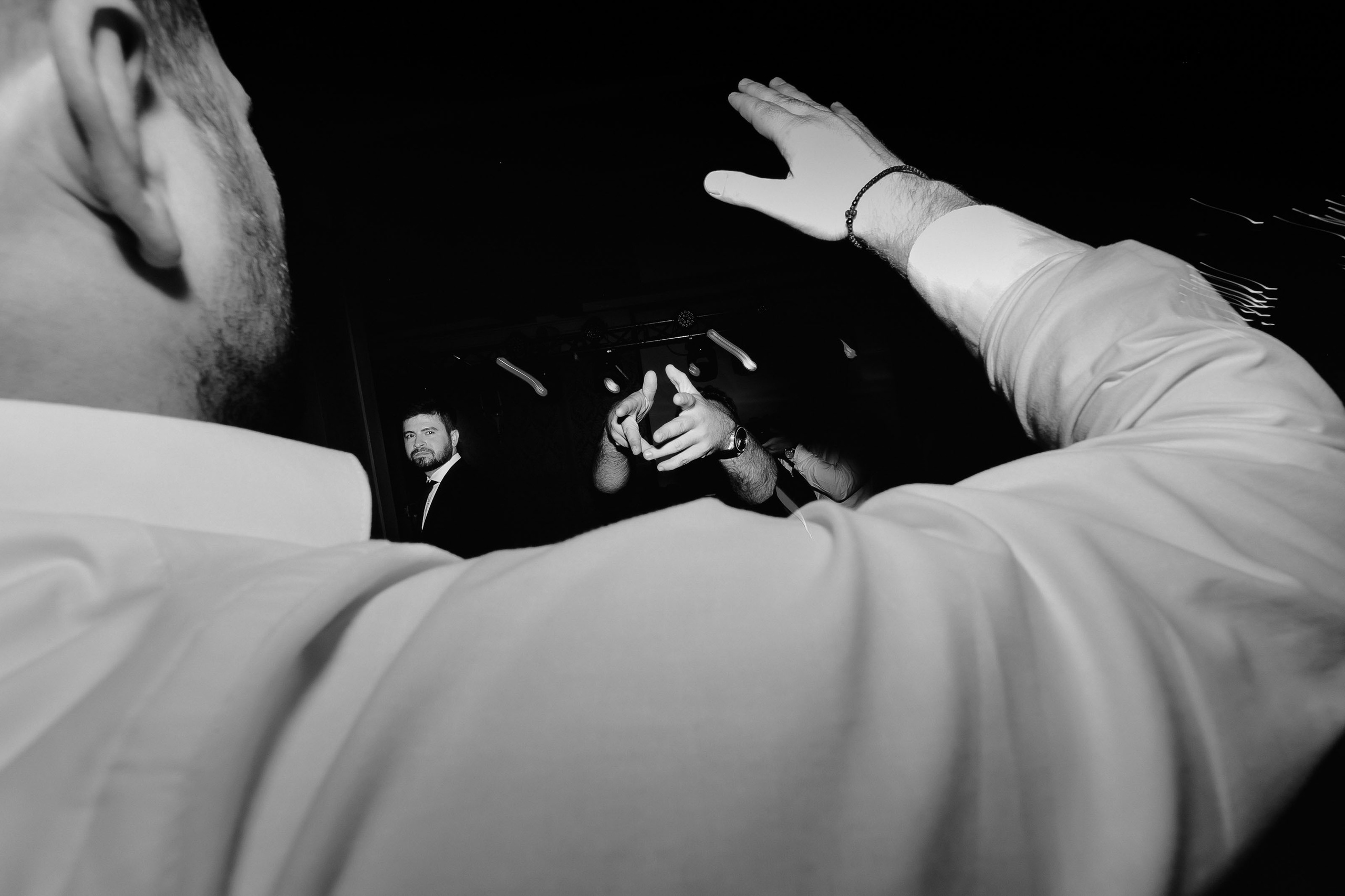 Dragoste pe buze. Servicii Foto Video în Chișinău și Europa ID-Brothers