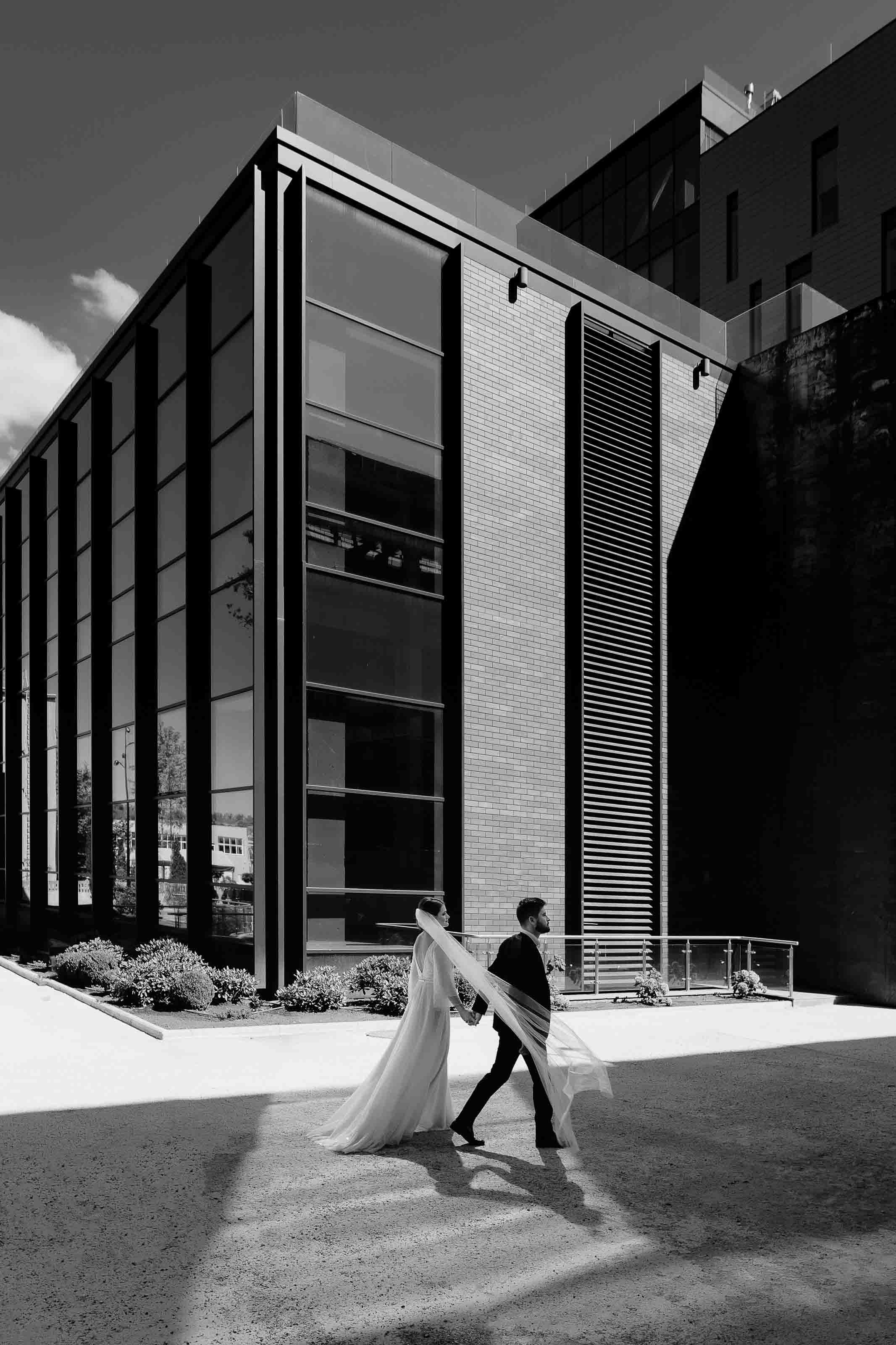 Dragoste pe buze. Servicii Foto Video în Chișinău și Europa ID-Brothers