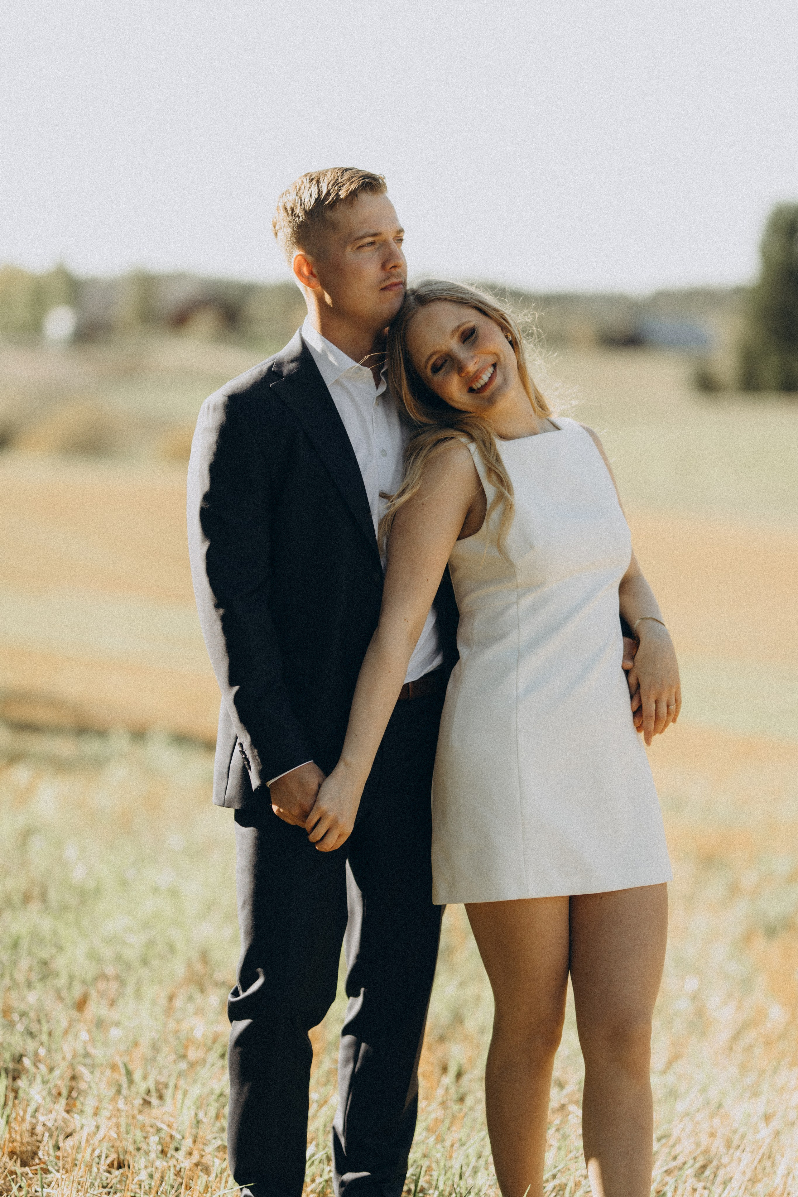 Wedding photo session in Pornainen. Wedding and portrait photographer in Helsinki Vickan O