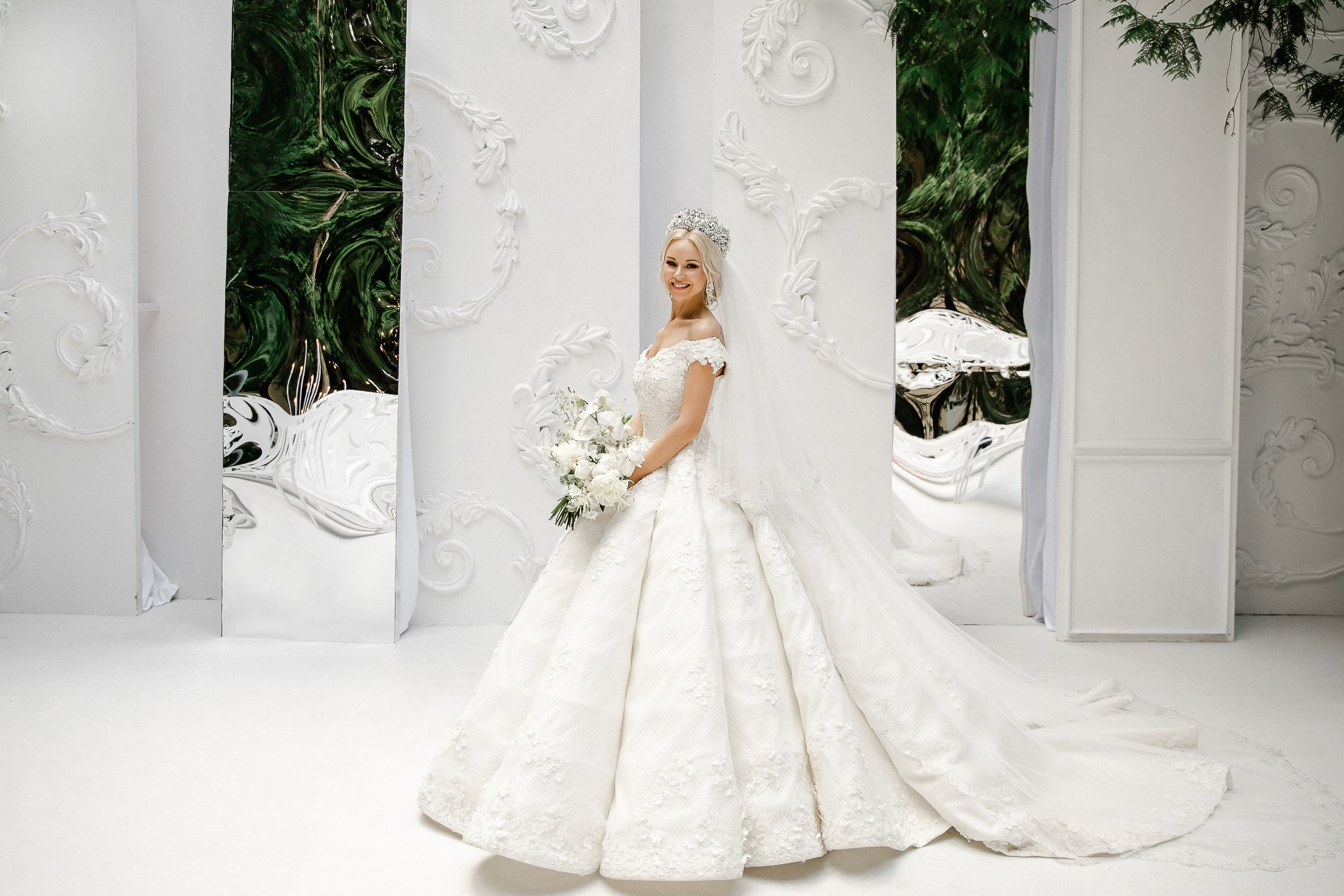 Editorial & Reportage Wedding Photography. Tanya Bogdan | Cornwall | Devon | UK Wedding Photographer