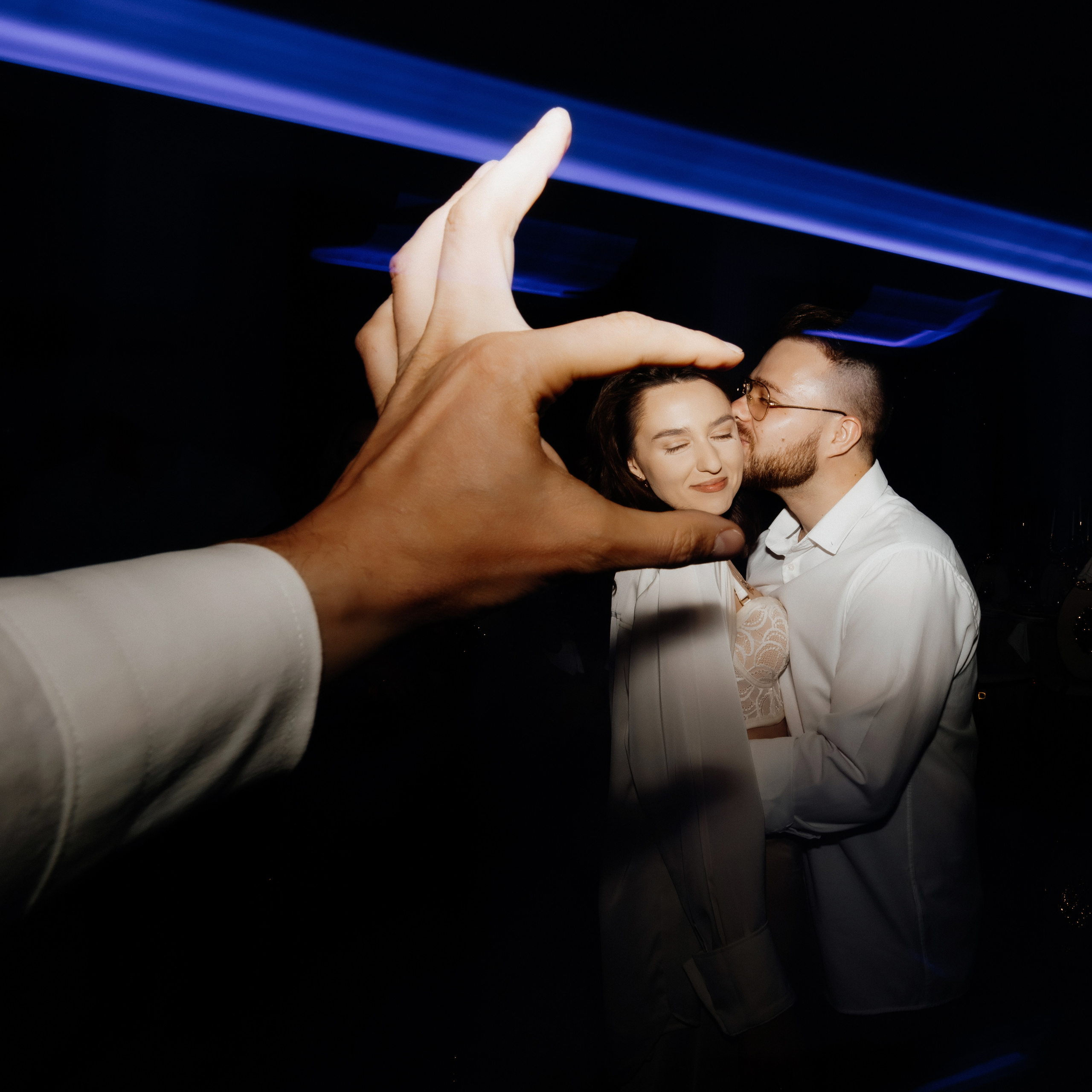 Alături de tine sunt o stea. Servicii Foto Video în Chișinău și Europa ID-Brothers