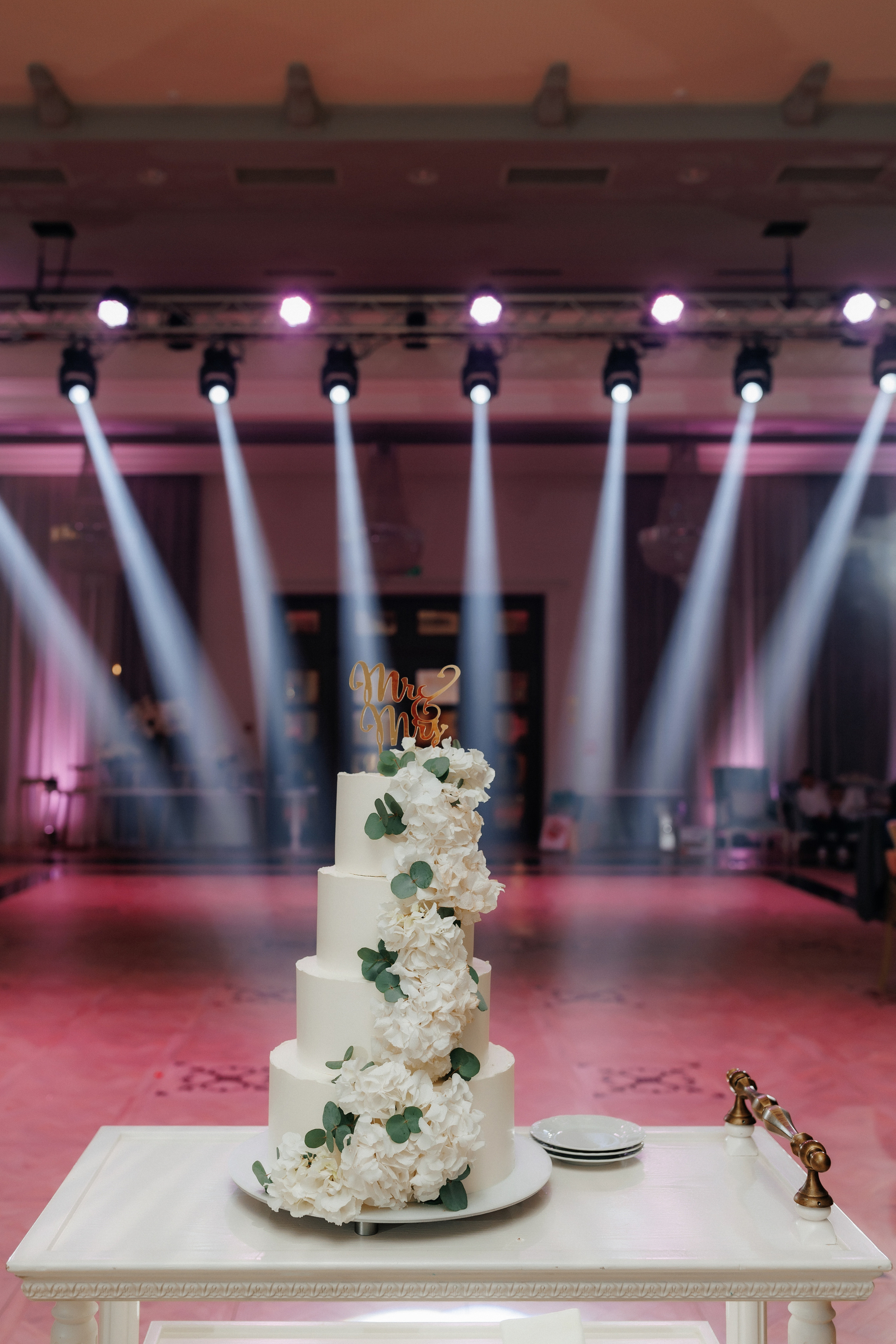 2 4ever. Servicii Foto Video în Chișinău și Europa ID-Brothers