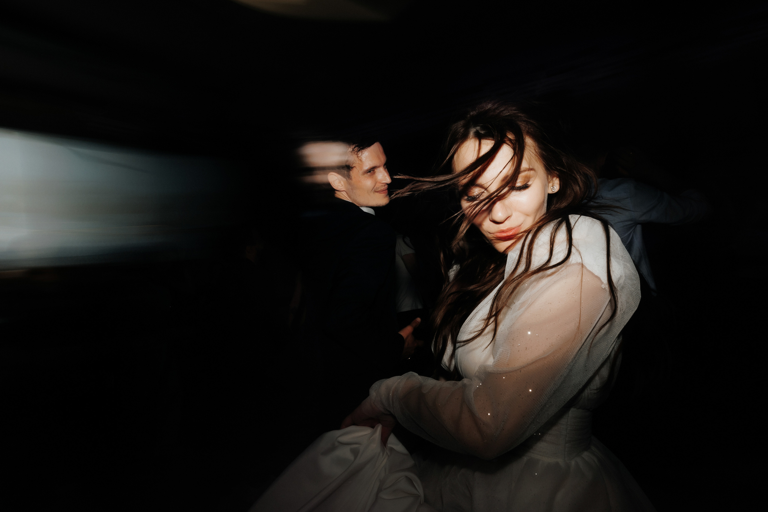 2 4ever. Servicii Foto Video în Chișinău și Europa ID-Brothers