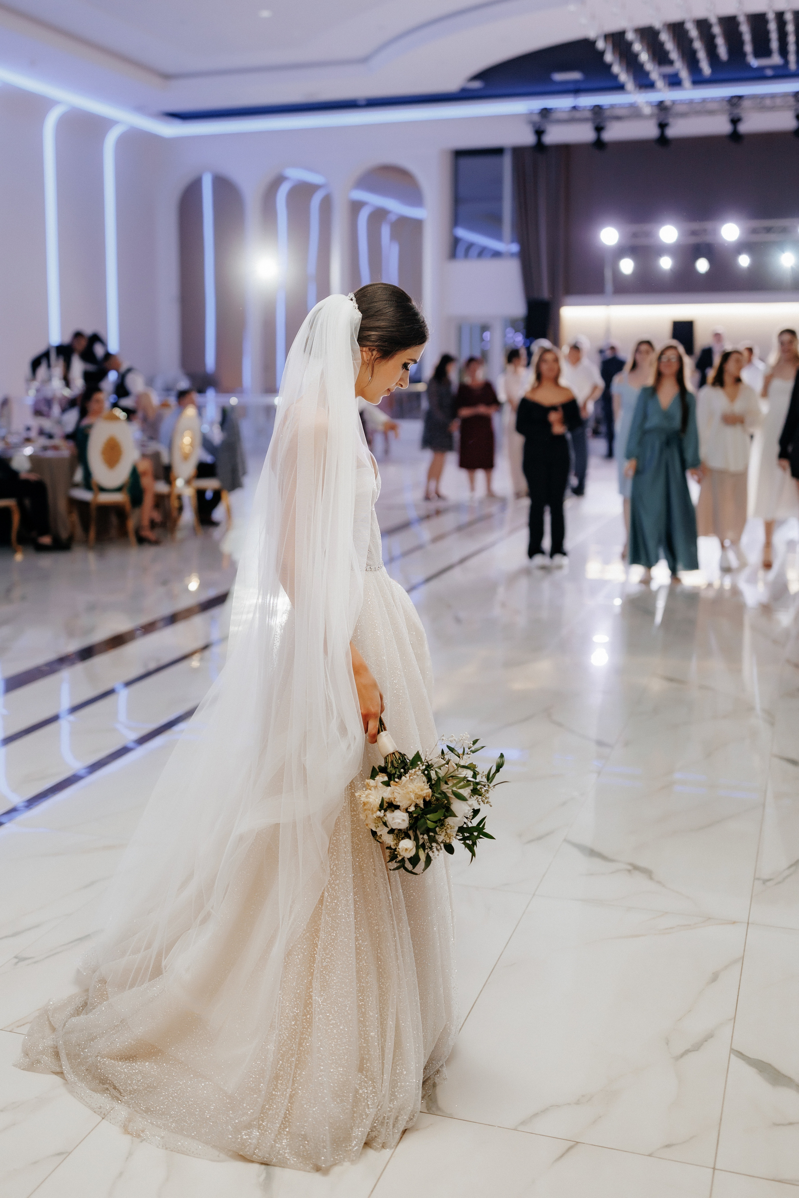 Alături de tine sunt o stea. Servicii Foto Video în Chișinău și Europa ID-Brothers