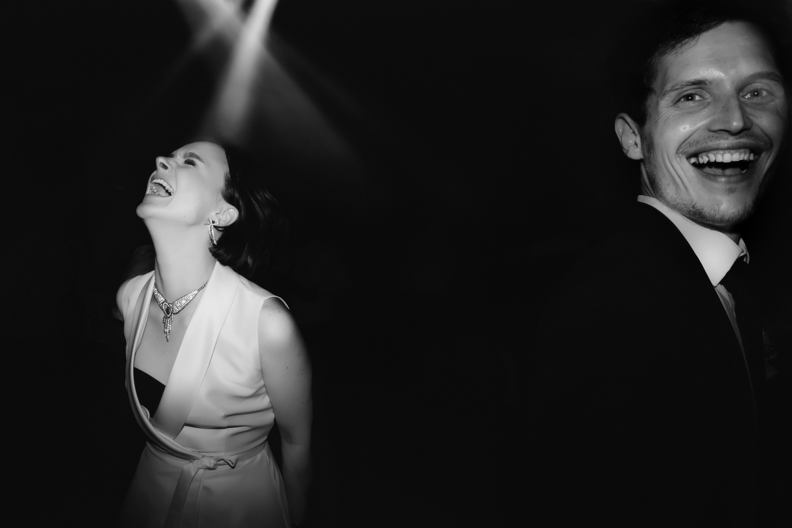 2 4ever. Servicii Foto Video în Chișinău și Europa ID-Brothers