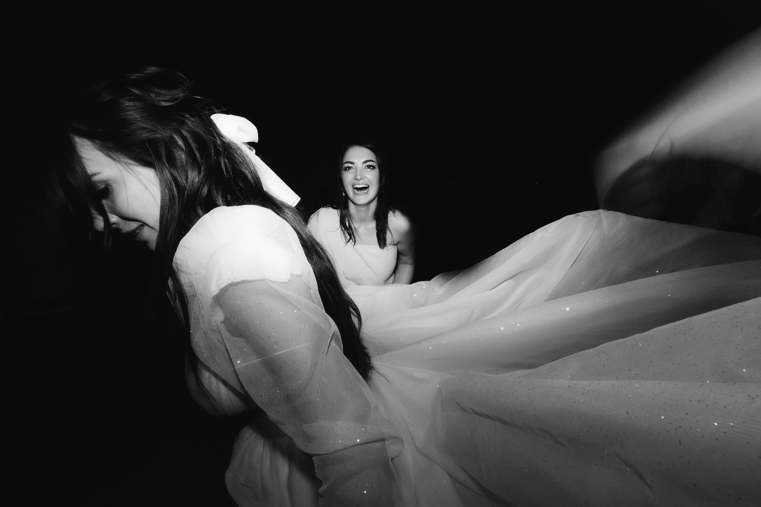 2 4ever. Servicii Foto Video în Chișinău și Europa ID-Brothers