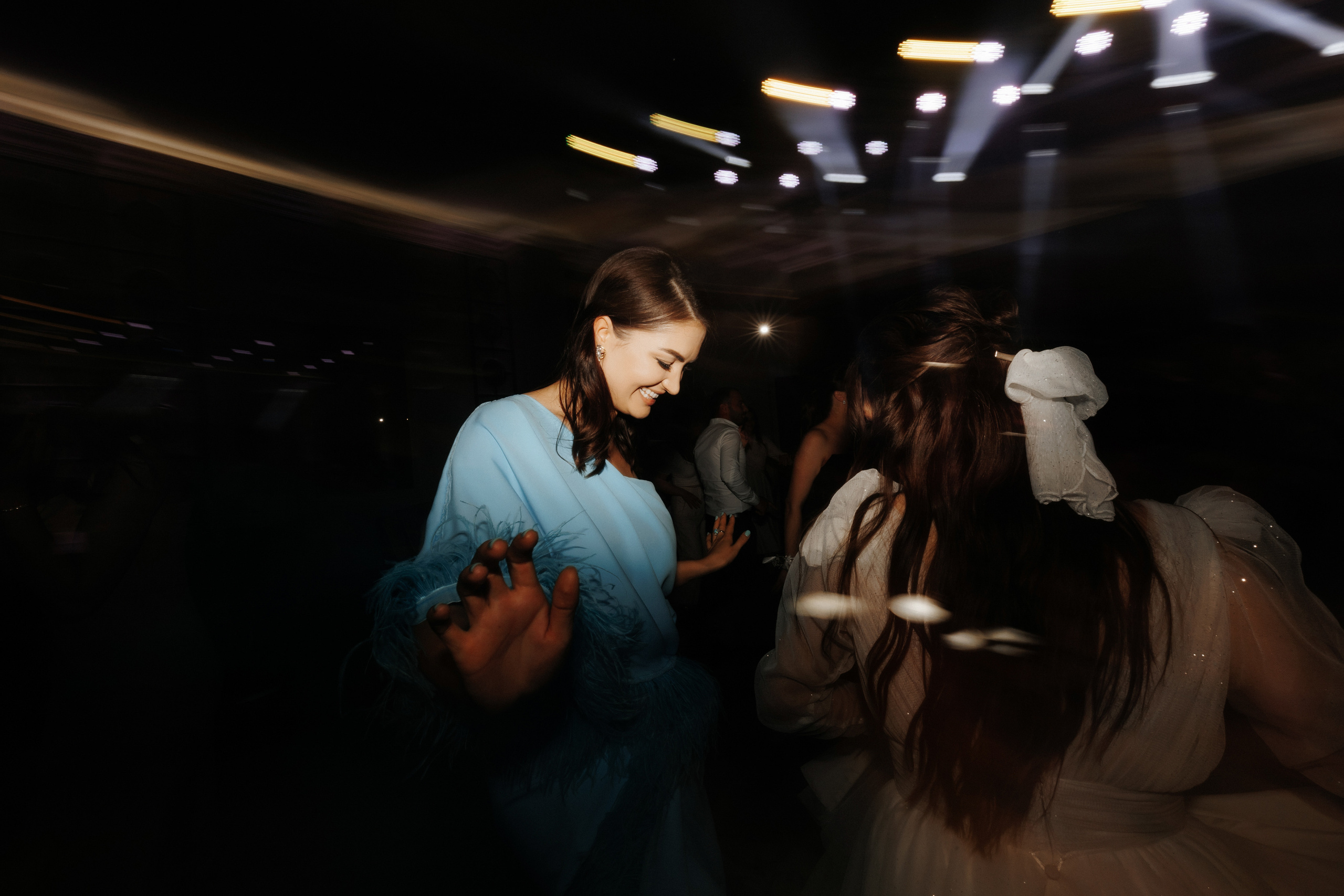 2 4ever. Servicii Foto Video în Chișinău și Europa ID-Brothers