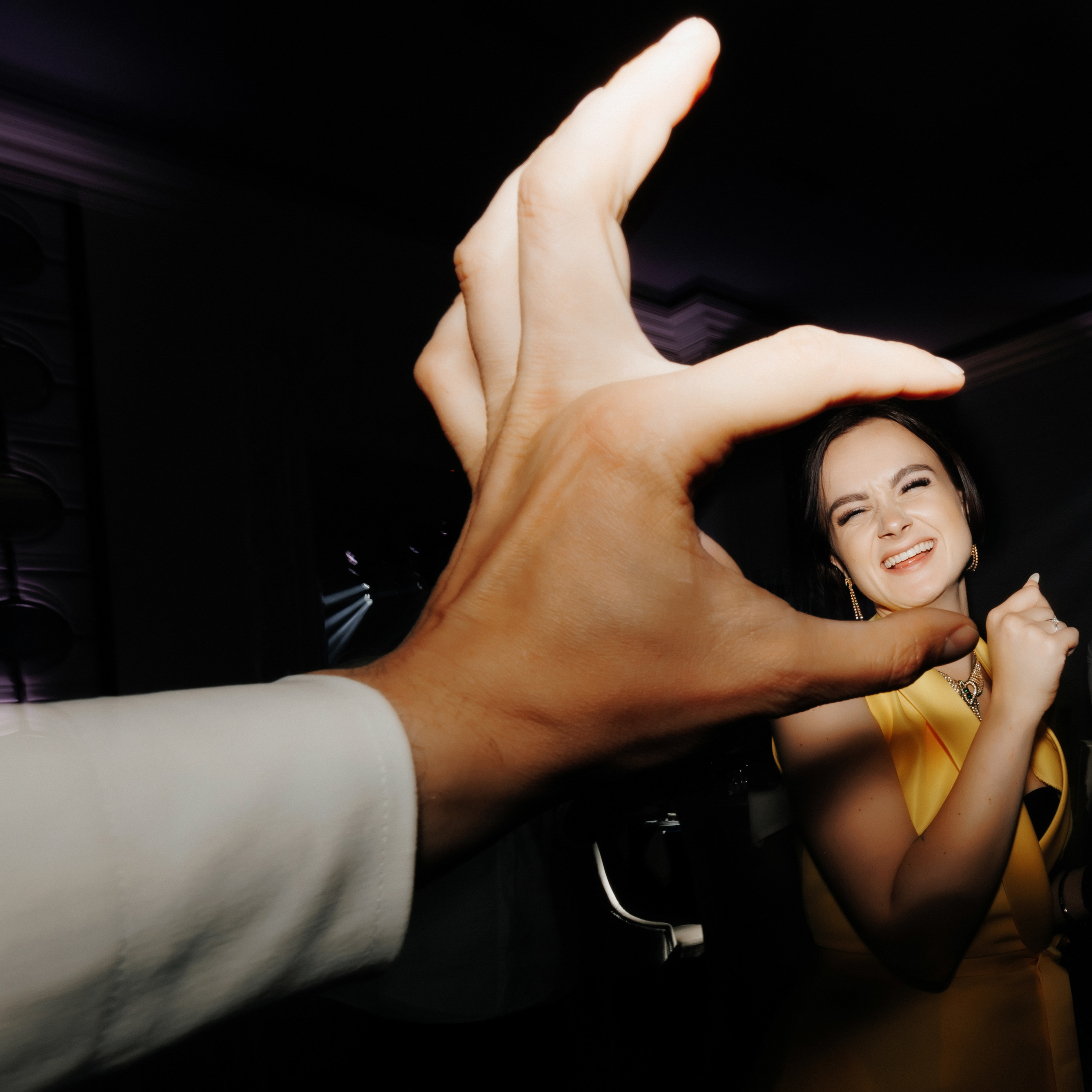 2 4ever. Servicii Foto Video în Chișinău și Europa ID-Brothers