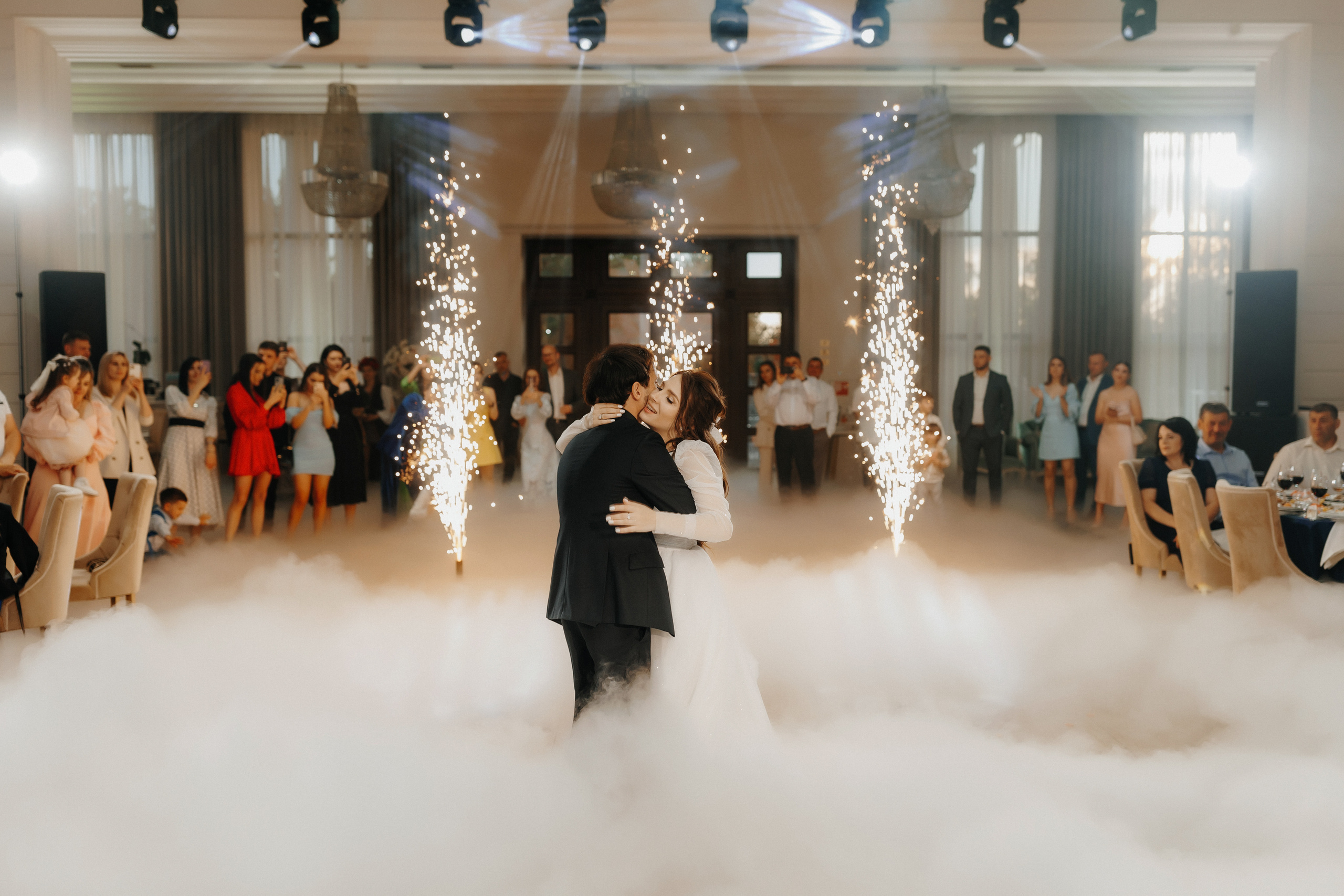 2 4ever. Servicii Foto Video în Chișinău și Europa ID-Brothers