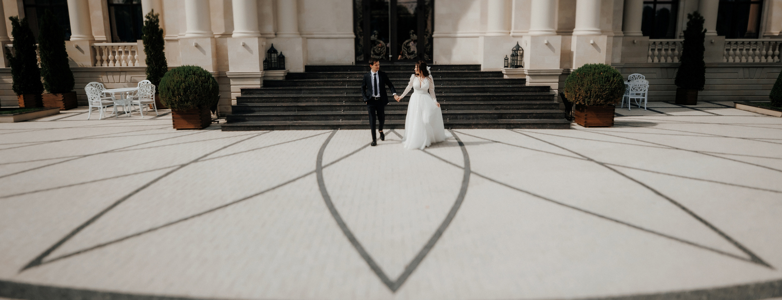 2 4ever. Servicii Foto Video în Chișinău și Europa ID-Brothers