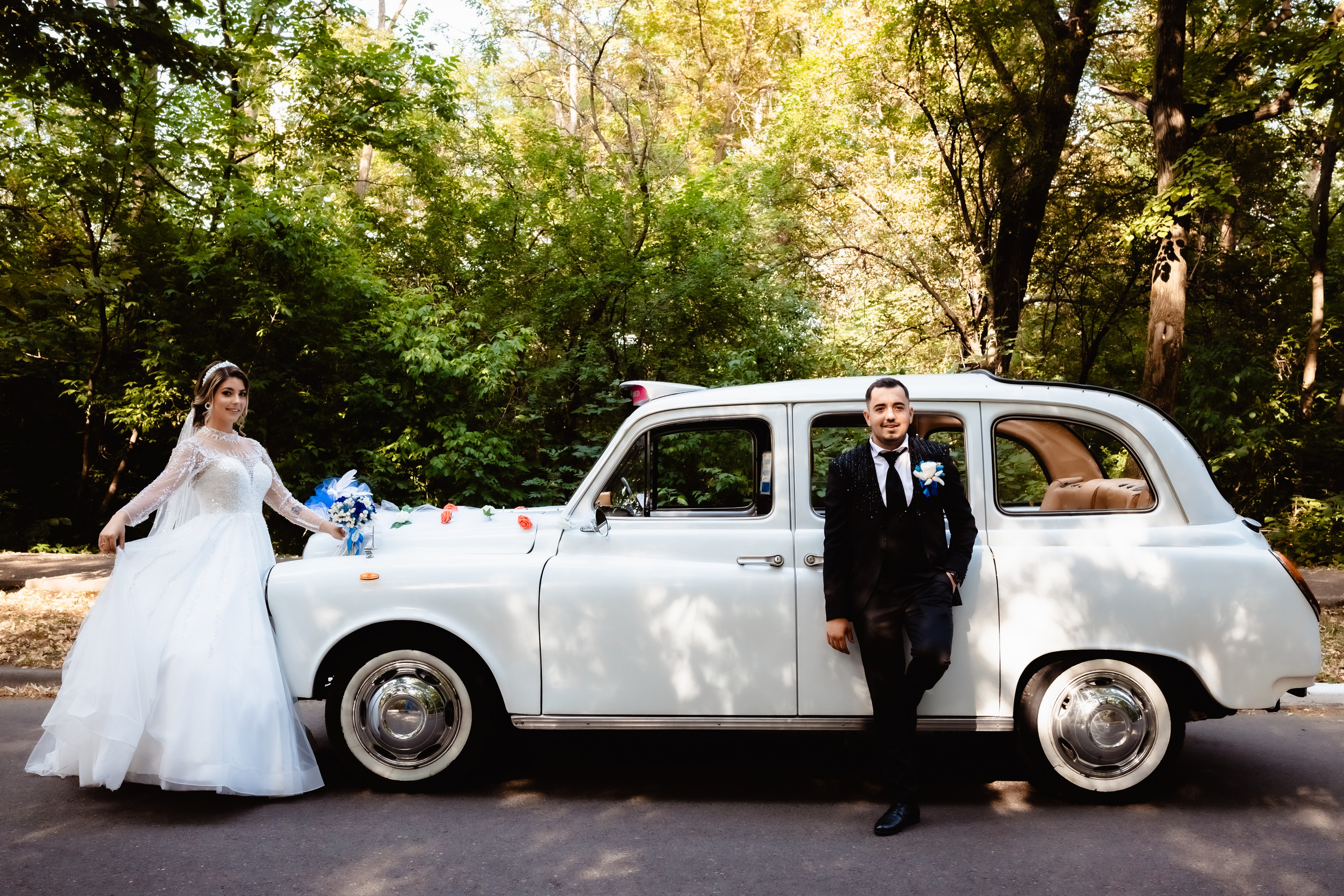 Mireasa in cimitir. Stefan Teodorescu — Fotograf de Nunta