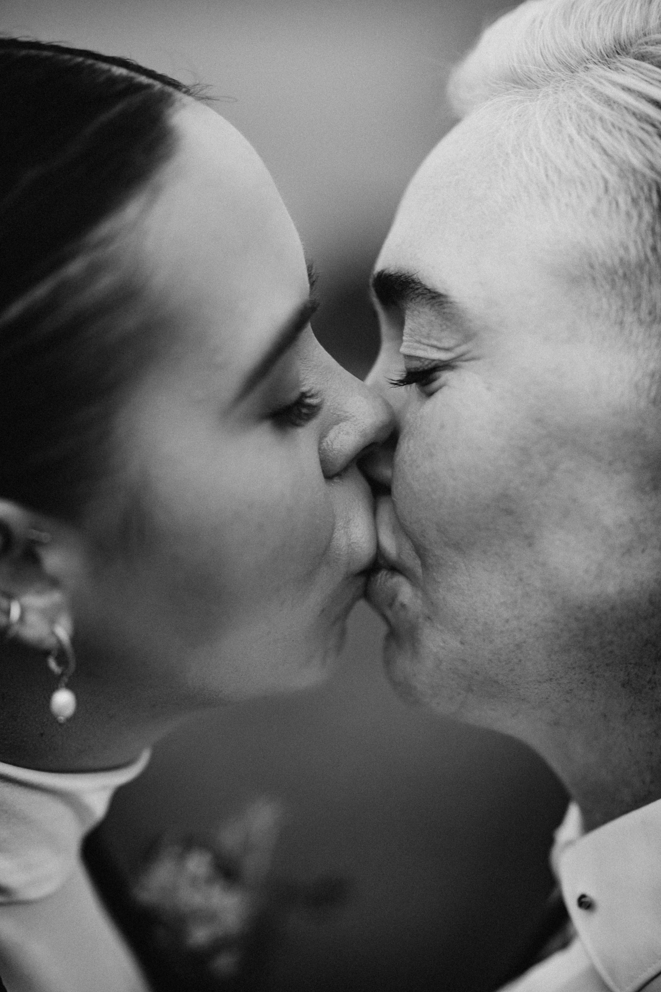 Elopement photoshoot in Ireland. Wedding & Family photographer in County Donegal and Dublin, Ireland