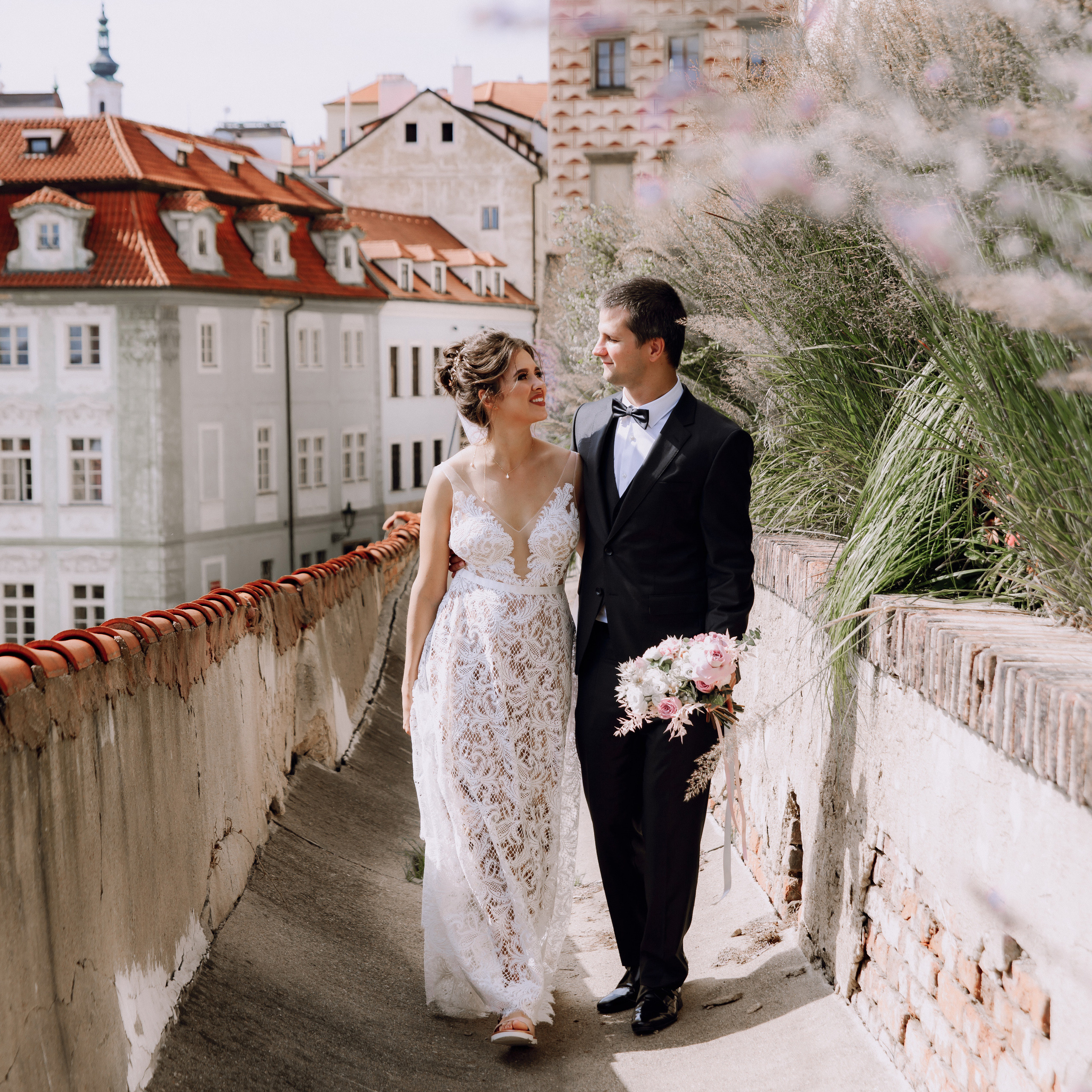 A&L elopement. Wedding and portrait photographer in Poland Vitali Frozen