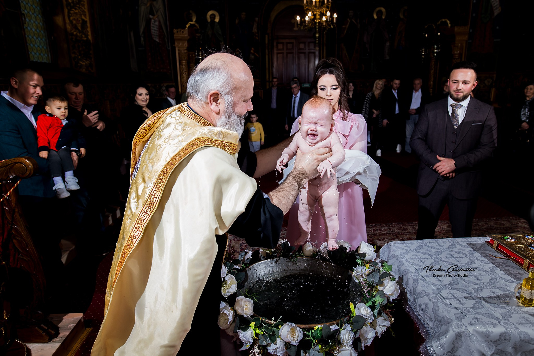 Botez. Dream Studio Galați – ședințe foto profesionale pentru familie, portrete și evenimente