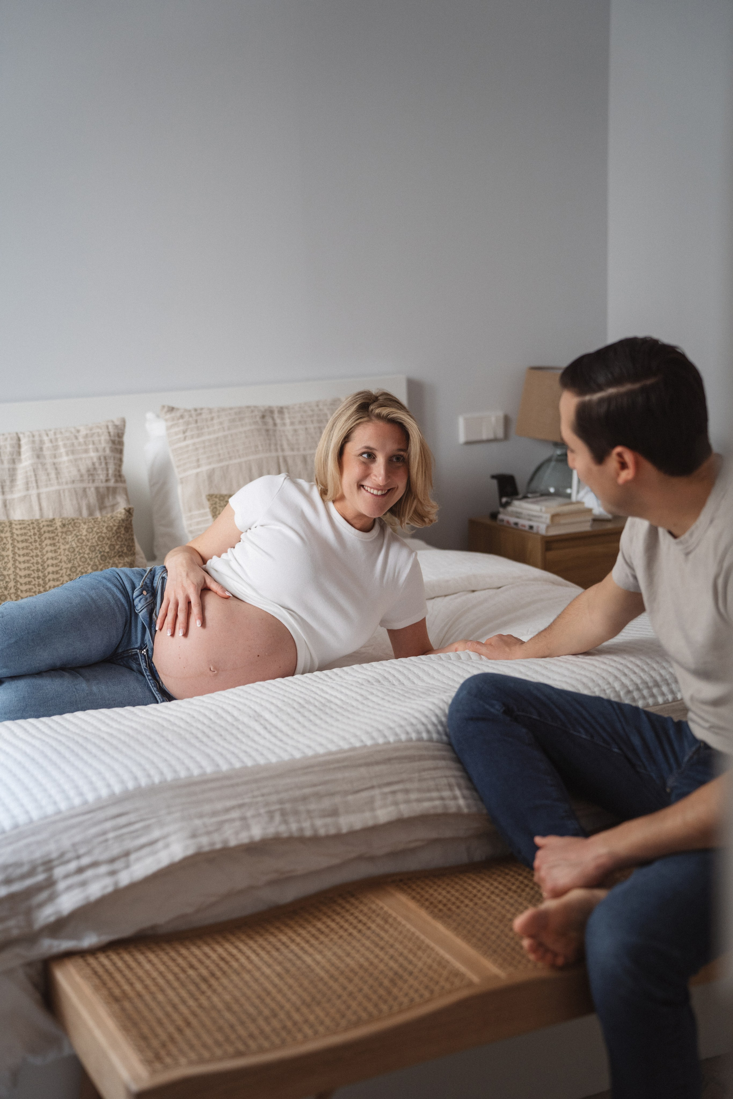 Pregnancy and family portrait photographer. maternity photoshoot. Photographer in Madrid, Spain. Alyona Belyaninova