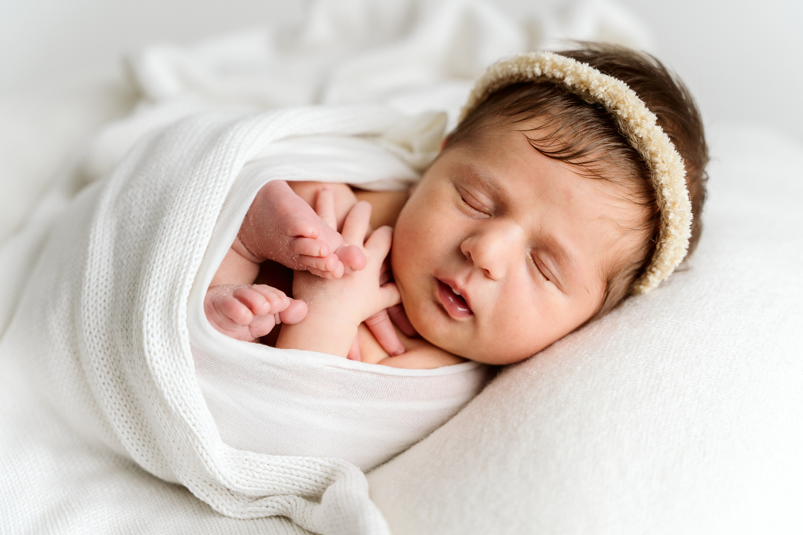 Newborn. Svitlana Miahka fotografa a Genova