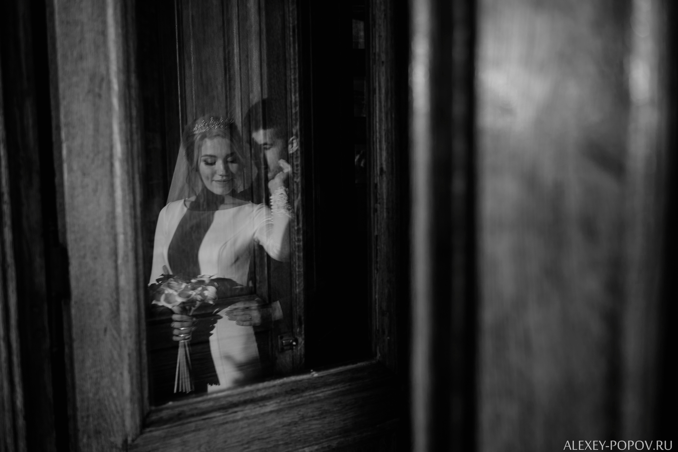 Going to the sea. Wedding photograper — Alex Popov photography Germany, Switzerland, Italy, France. Based in Stuttgart