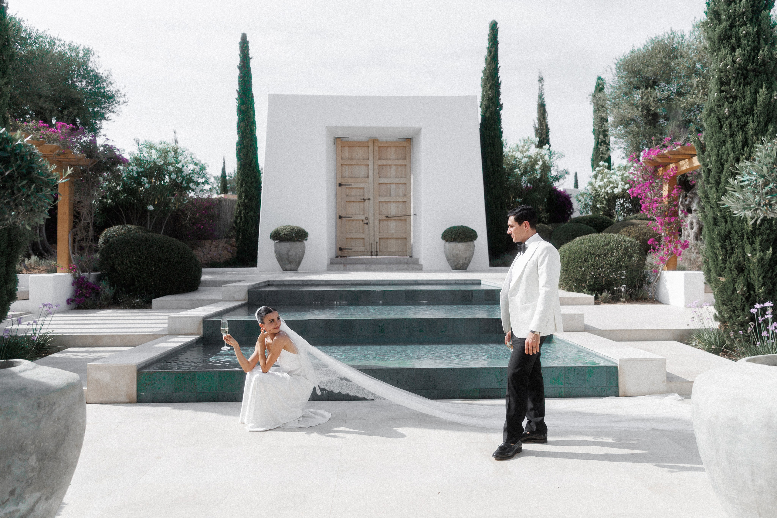 Camilla & Mirko. Sabina Ibiza. Paola fotógrafo / videografo de bodas en Barcelona