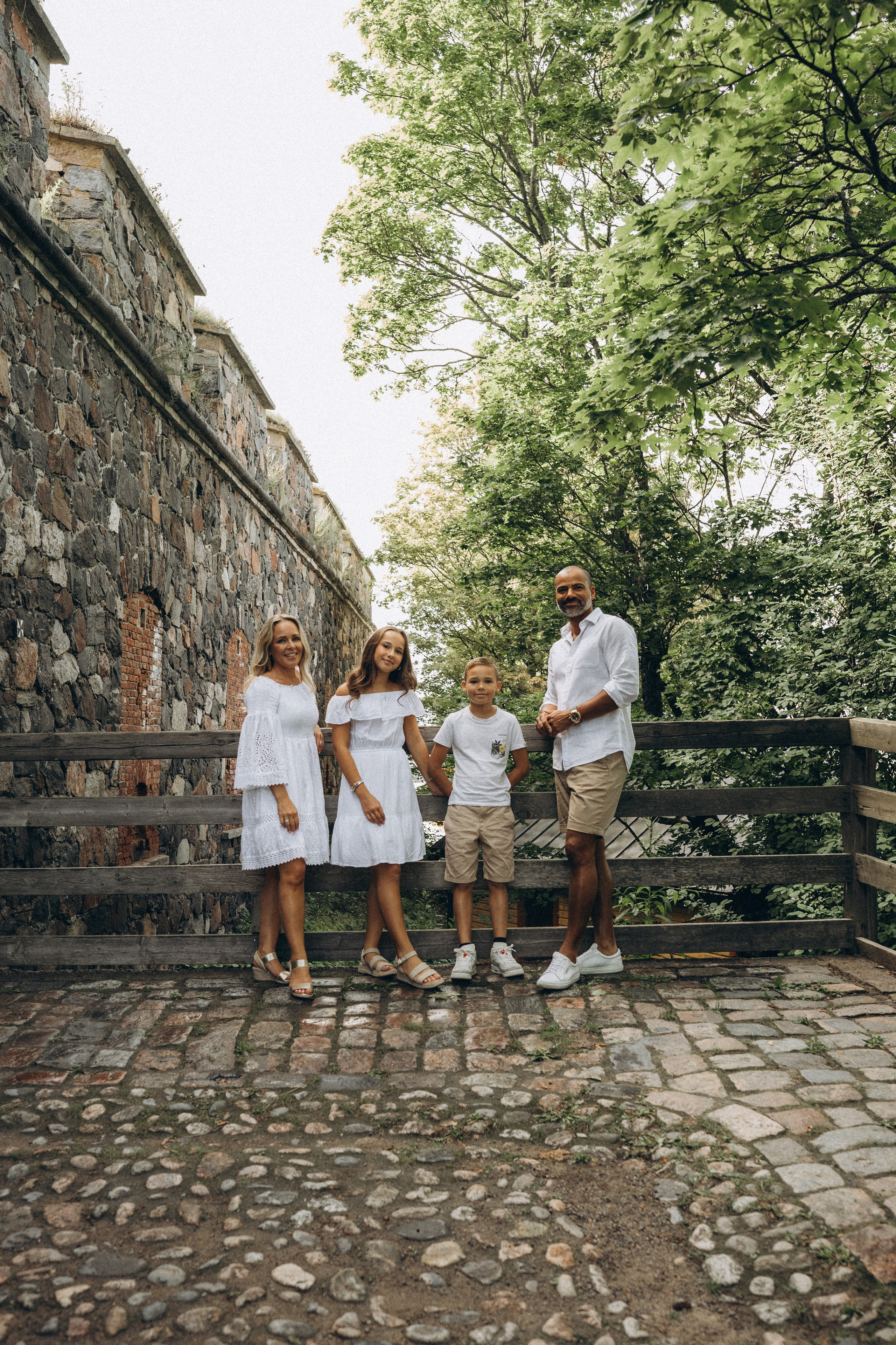 Suomenlinna. Wedding and portrait photographer in Helsinki Vickan O